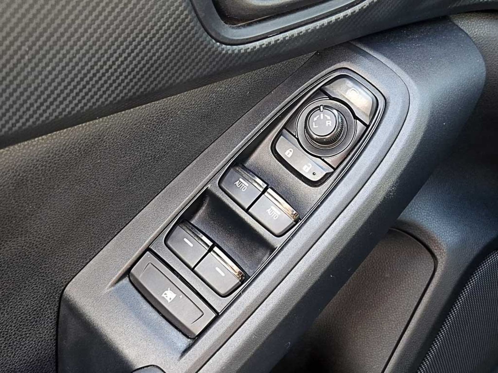 SUBARU CROSSTREK (IN) 2.0 DYNAMIC EYESIGH AT 4X4 2024 - Imagen 12 de 20