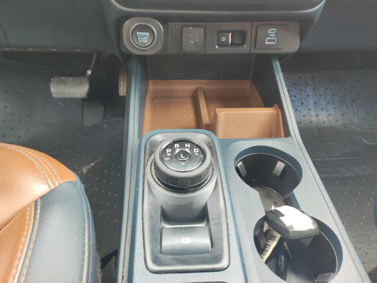 FORD MAVERICK LARIAT 4X4 2.0 AUT 2024 - Imagen 8 de 15