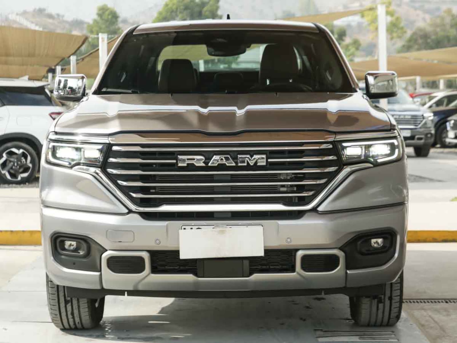 RAM RAMPAGE LARAMIE 2.2 DIESEL 200 HP 4X4 AT 2026 - Imagen 16 de 20