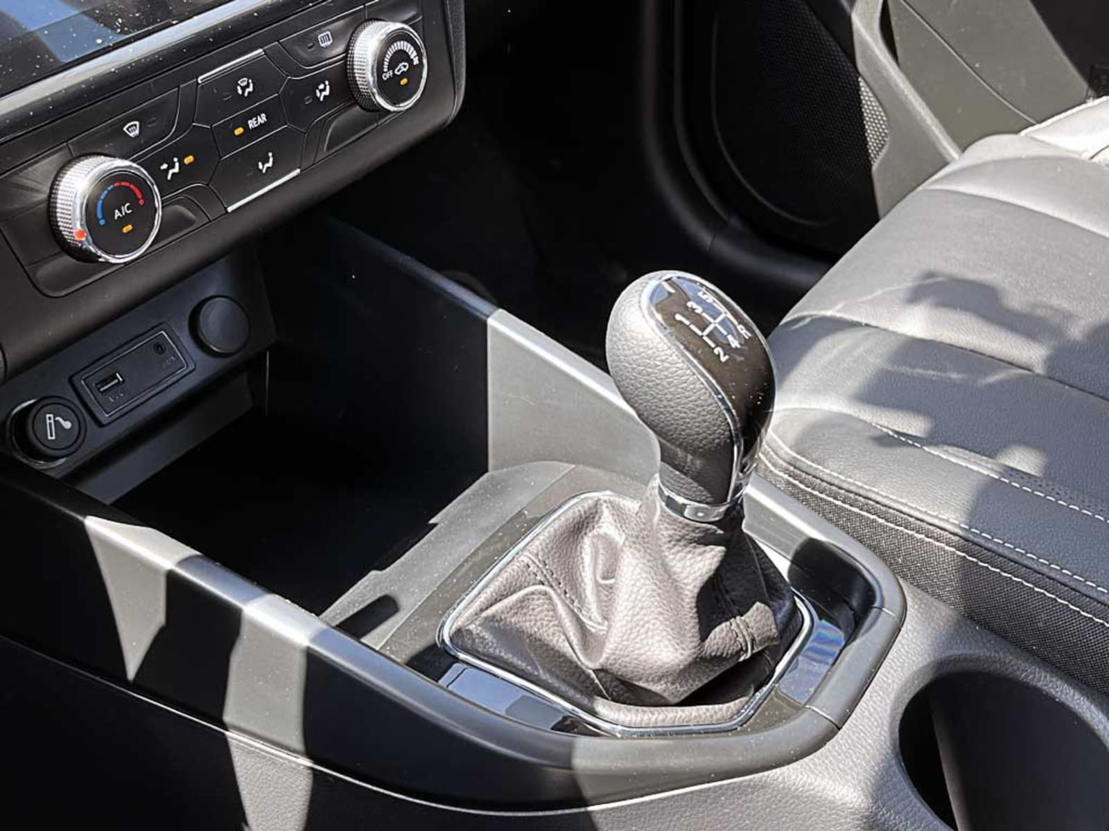 DFSK SUV 580 (IN) 1.8 COMFORT MT 2025 - Imagen 19 de 20
