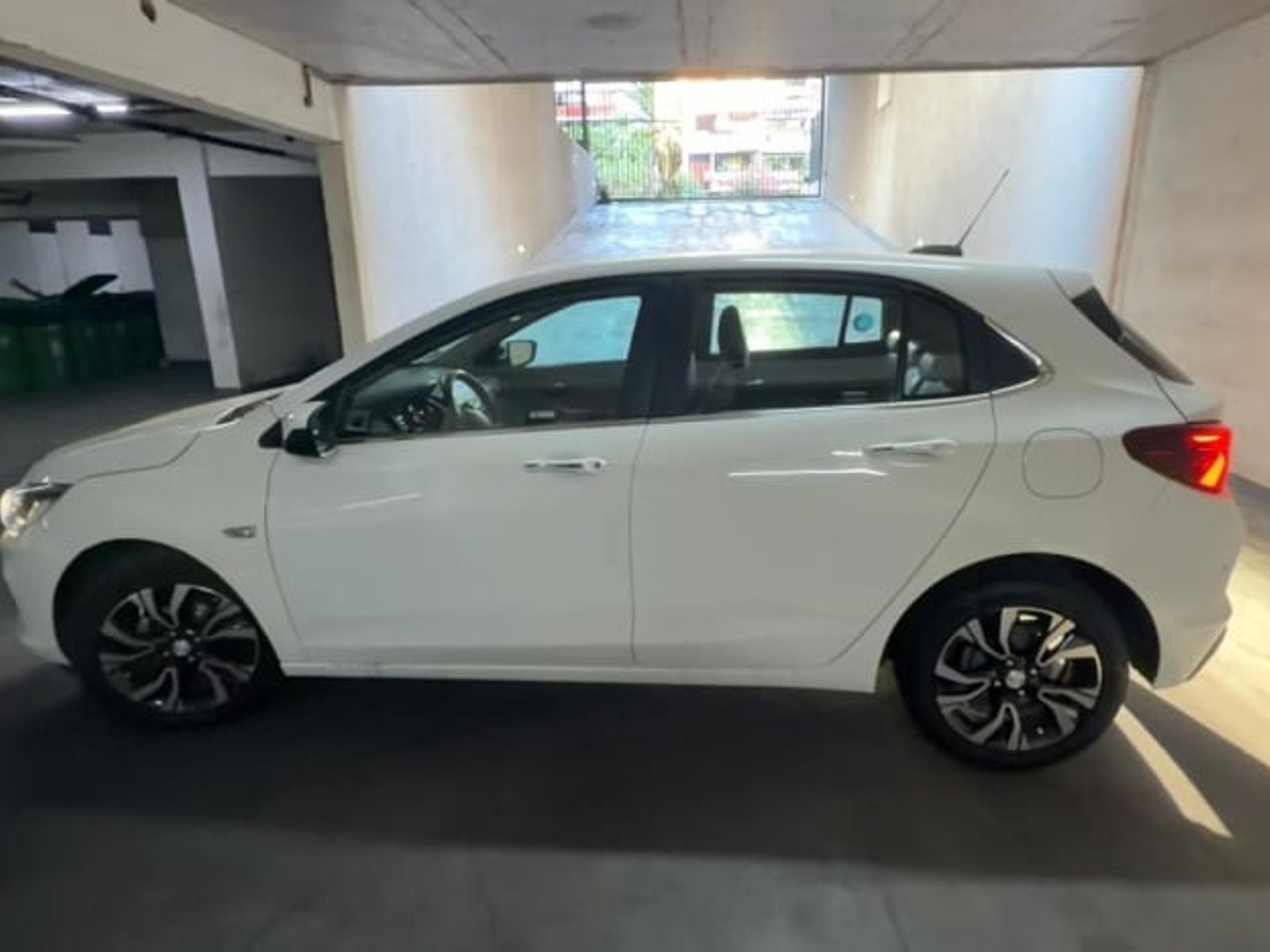 Chevrolet onix 1.0 turbo premie 2022 - Foto 3 de 8