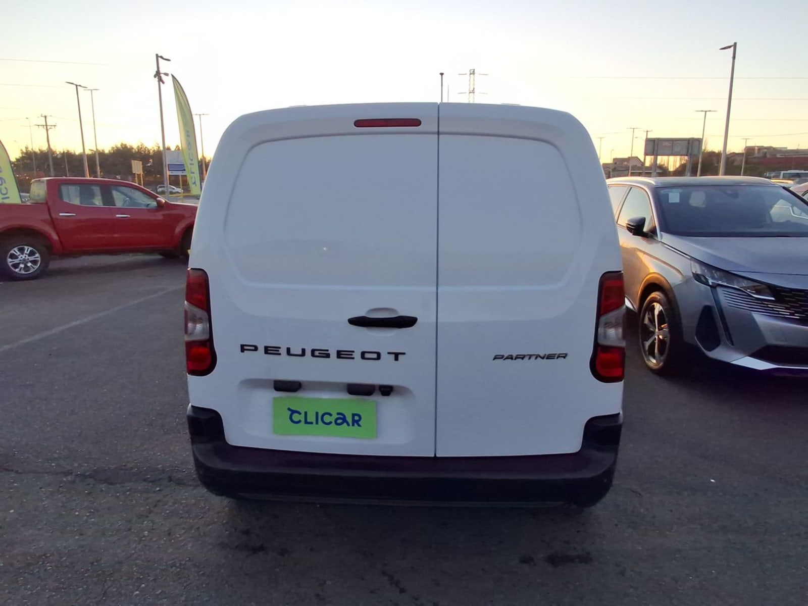 Peugeot Partner 1.5 L1 Hdi Diesel 100hp 4x2 Mt 5p 2024 - Imagen 6 de 8