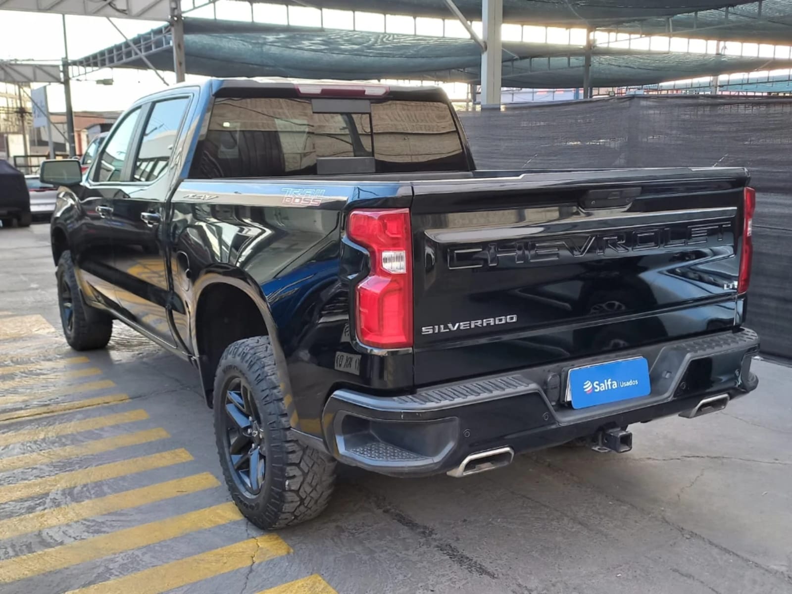 CHEVROLET SILVERADO 5.3 LT TRAILBOSS Z71 4X4 AT 4P 2022 - Imagen 8 de 20