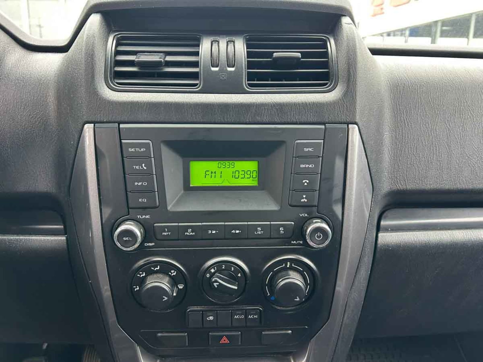 MAHINDRA NEW PIK UP CRDE 2.2 2022 - Imagen 13 de 16