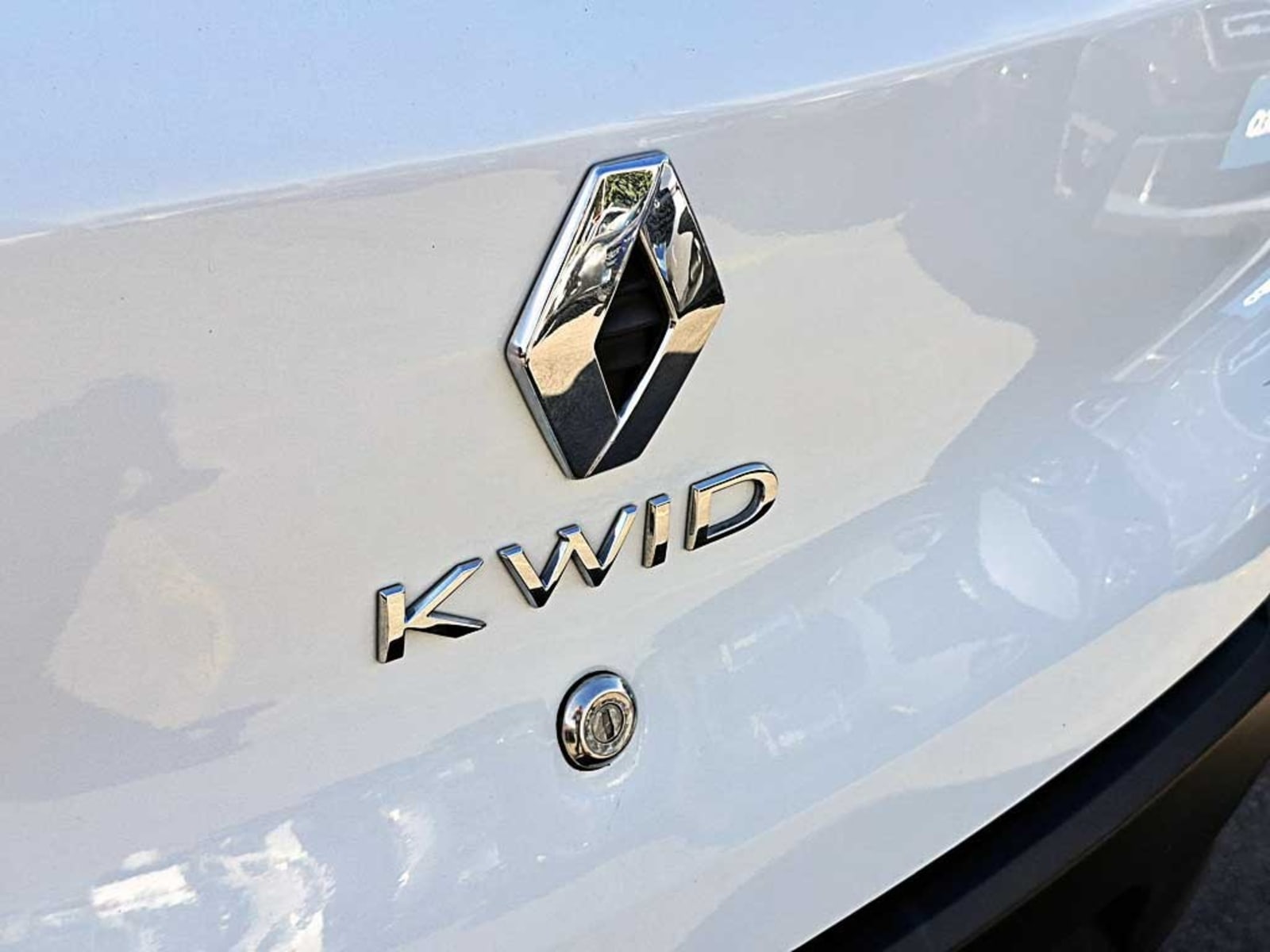 RENAULT KWID (IN) 1.0 HB ZEN MT 2024 - Imagen 8 de 17