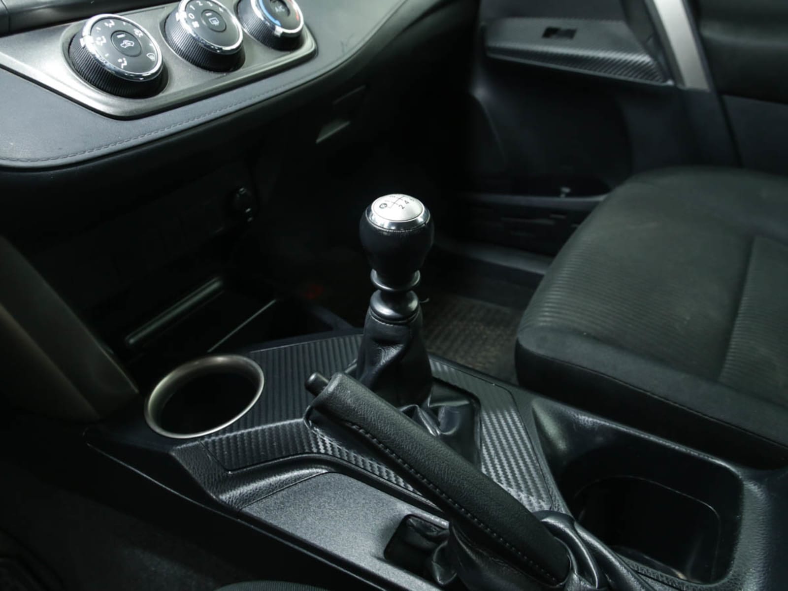 TOYOTA RAV4 2.5 2016 - Imagen 9 de 13