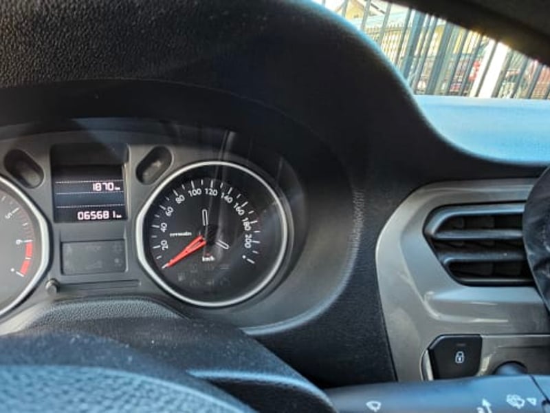 Citroën C-ELYSEE 1.5 1.6 HDI 92 FEEL PACK MT DIESEL 2024 - Imagen 7 de 8