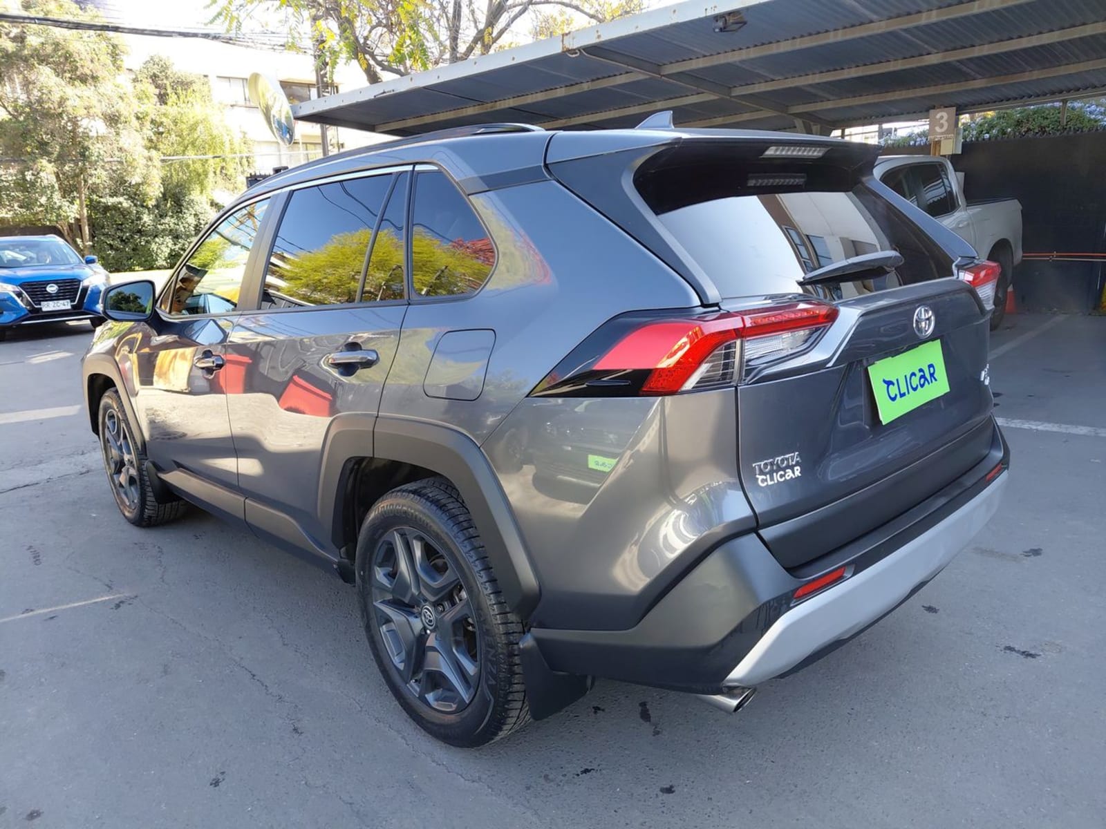 Toyota Rav 4 2.5 Adventure 4x4 At 5p 2022 - Imagen 5 de 8