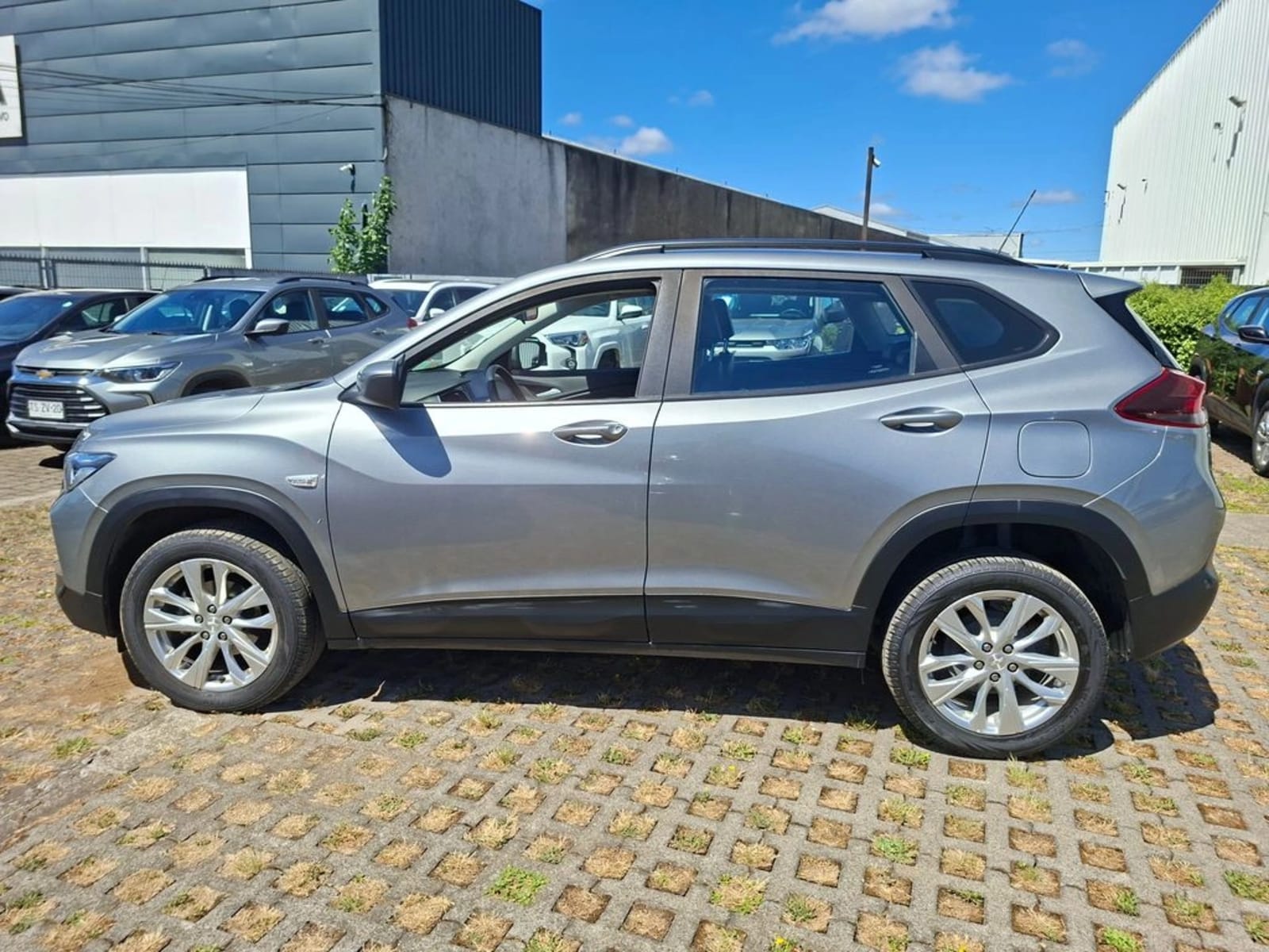 CHEVROLET TRACKER 1.2T LTZ R 4X2 AT 5P 2025 - Imagen 8 de 20