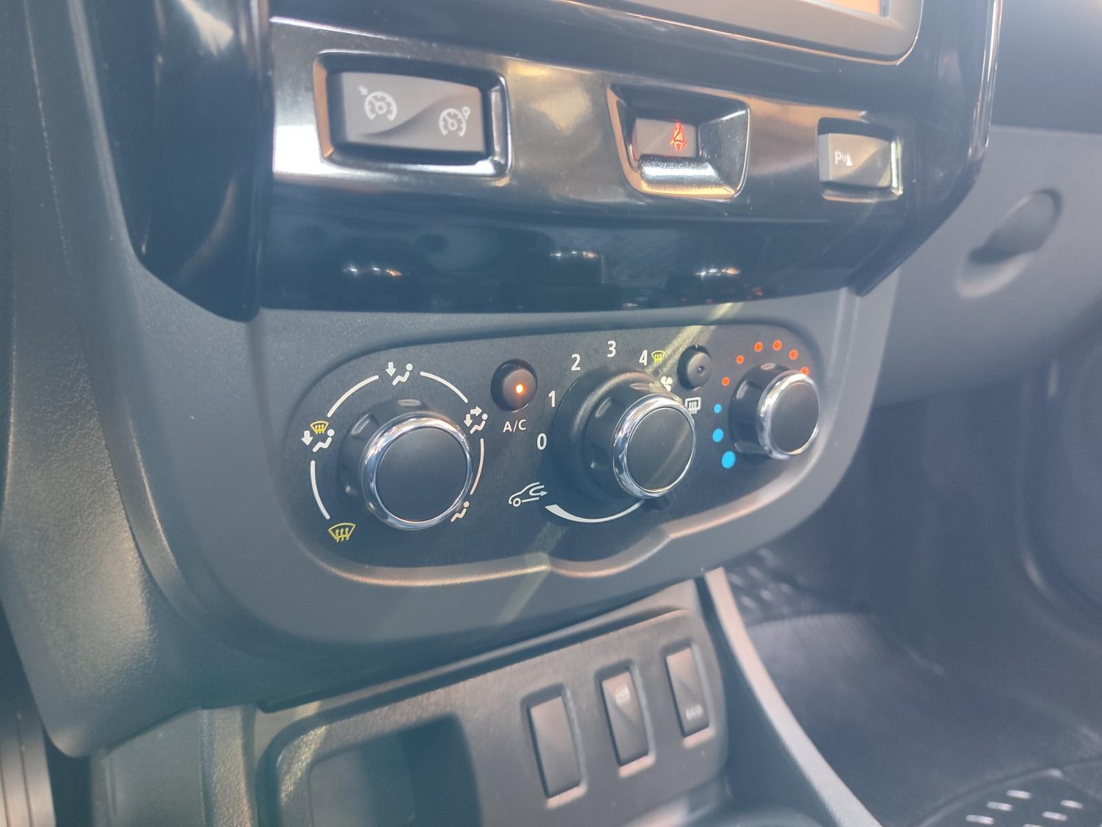 RENAULT OROCH INTENS 2.0 MT 4X2 2020 - Imagen 13 de 15