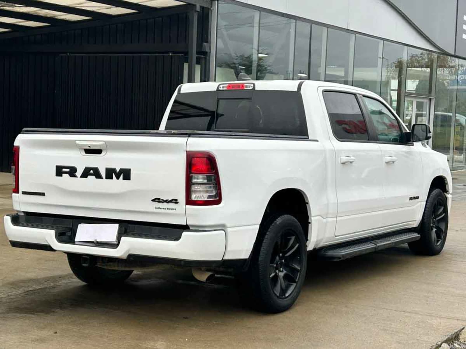 RAM 1500 BIG HORN CREW CAB 4X4 3.6 AUT 2021 - Imagen 5 de 16