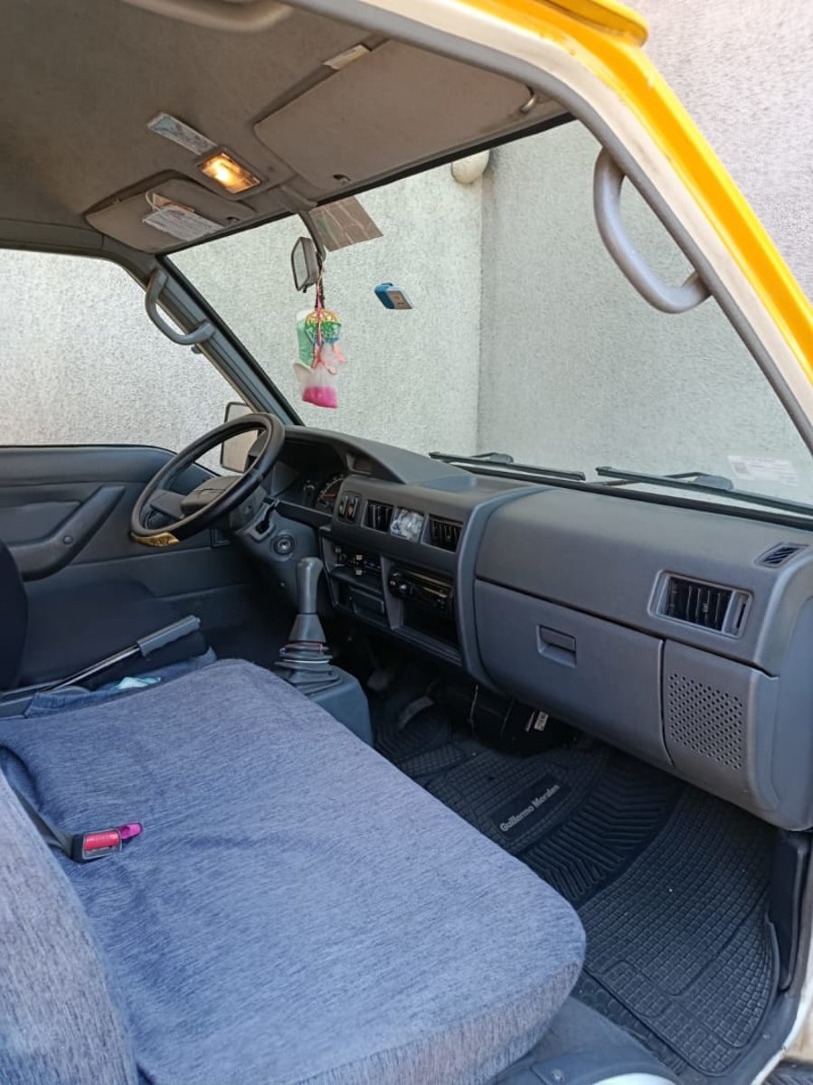 Mitsubishi L300 2010 - Imagen 6 de 7