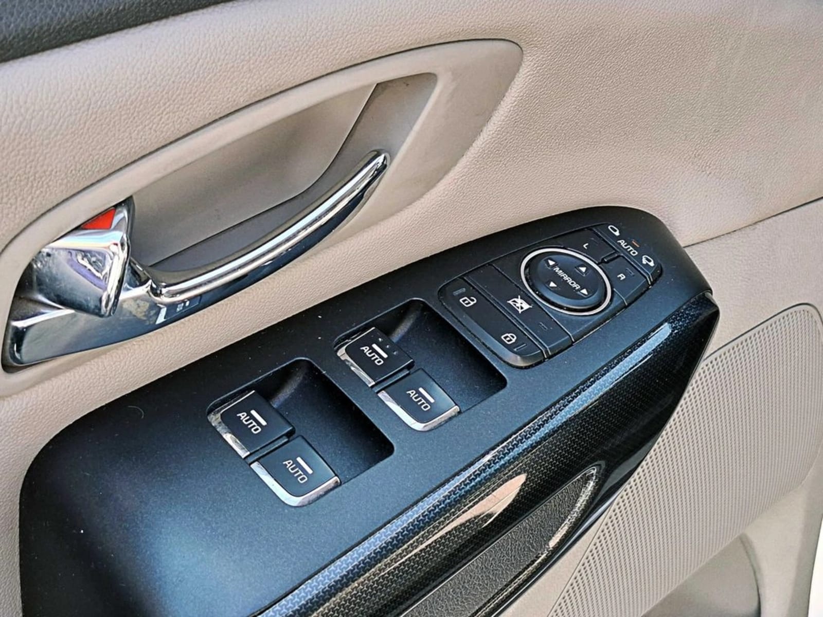 KIA GRAND CARNIVAL GSL 3.3 AT 2021 - Imagen 9 de 18