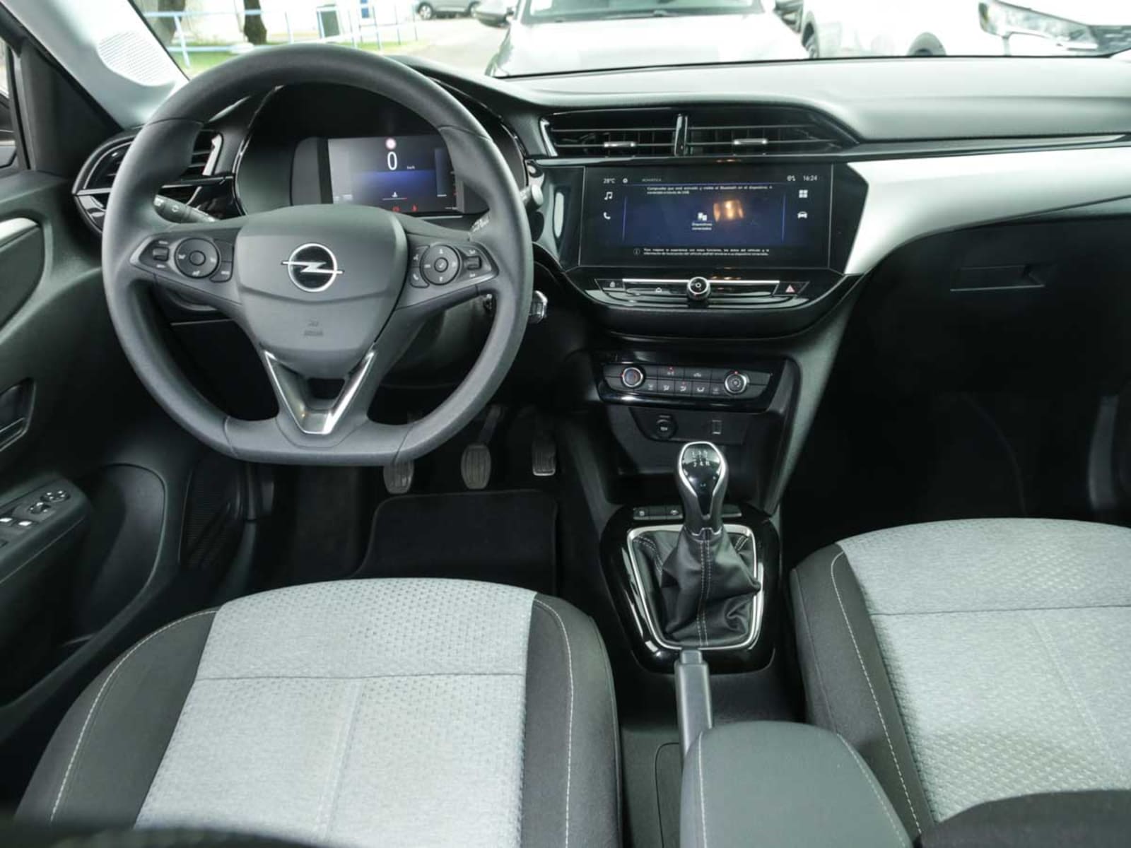 OPEL CORSA EDITION 1.2 MT5 2024 - Imagen 12 de 13