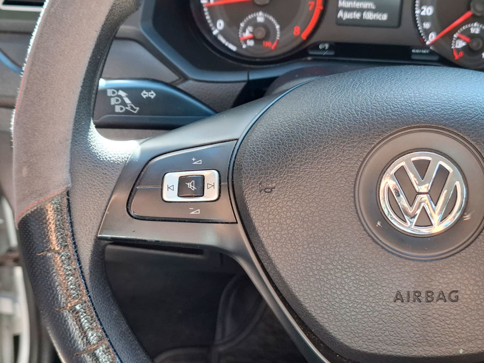 VOLKSWAGEN VOYAGE 1.6 TRENDLINE 2023 - Imagen 11 de 20