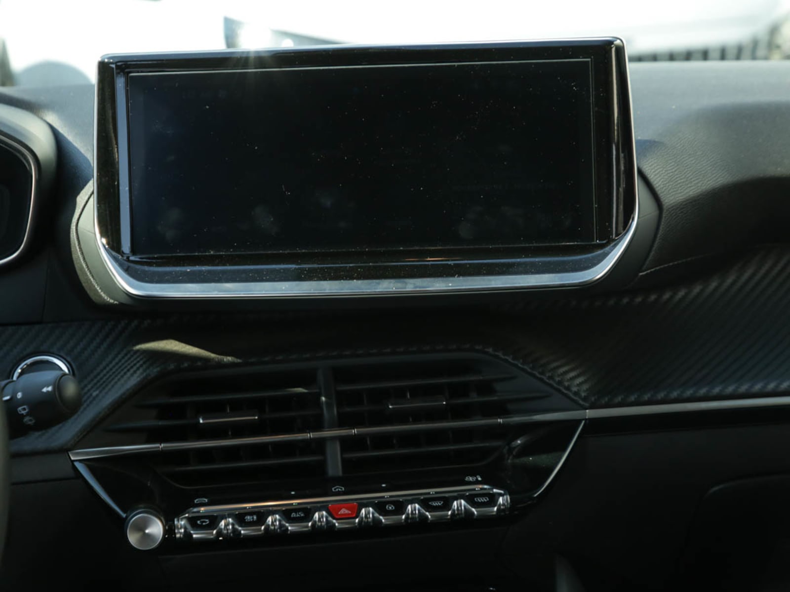 PEUGEOT 208 MCA ALLURE HYBRID 136HP AT 2025 - Imagen 13 de 13