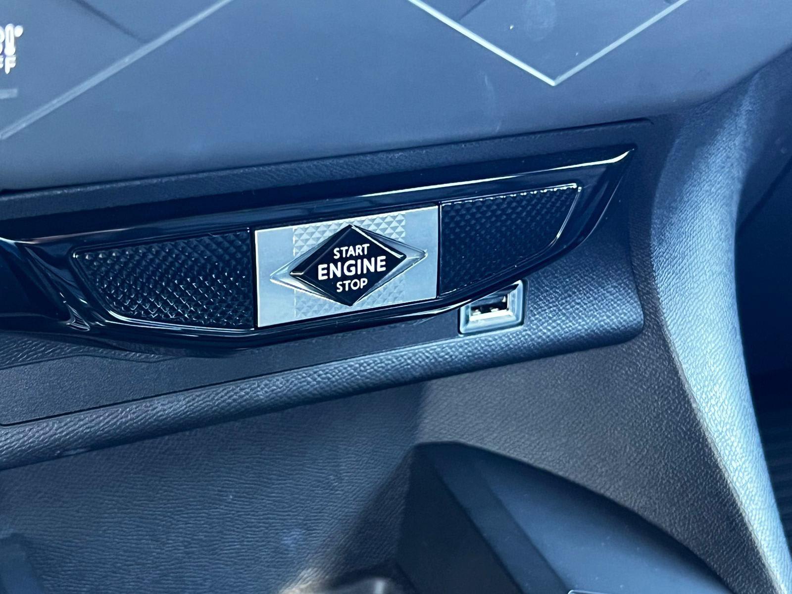 DS AUTOMOBILES DS 3 CROSSBACK OPERA 1.2 AT 2022 - Imagen 19 de 20