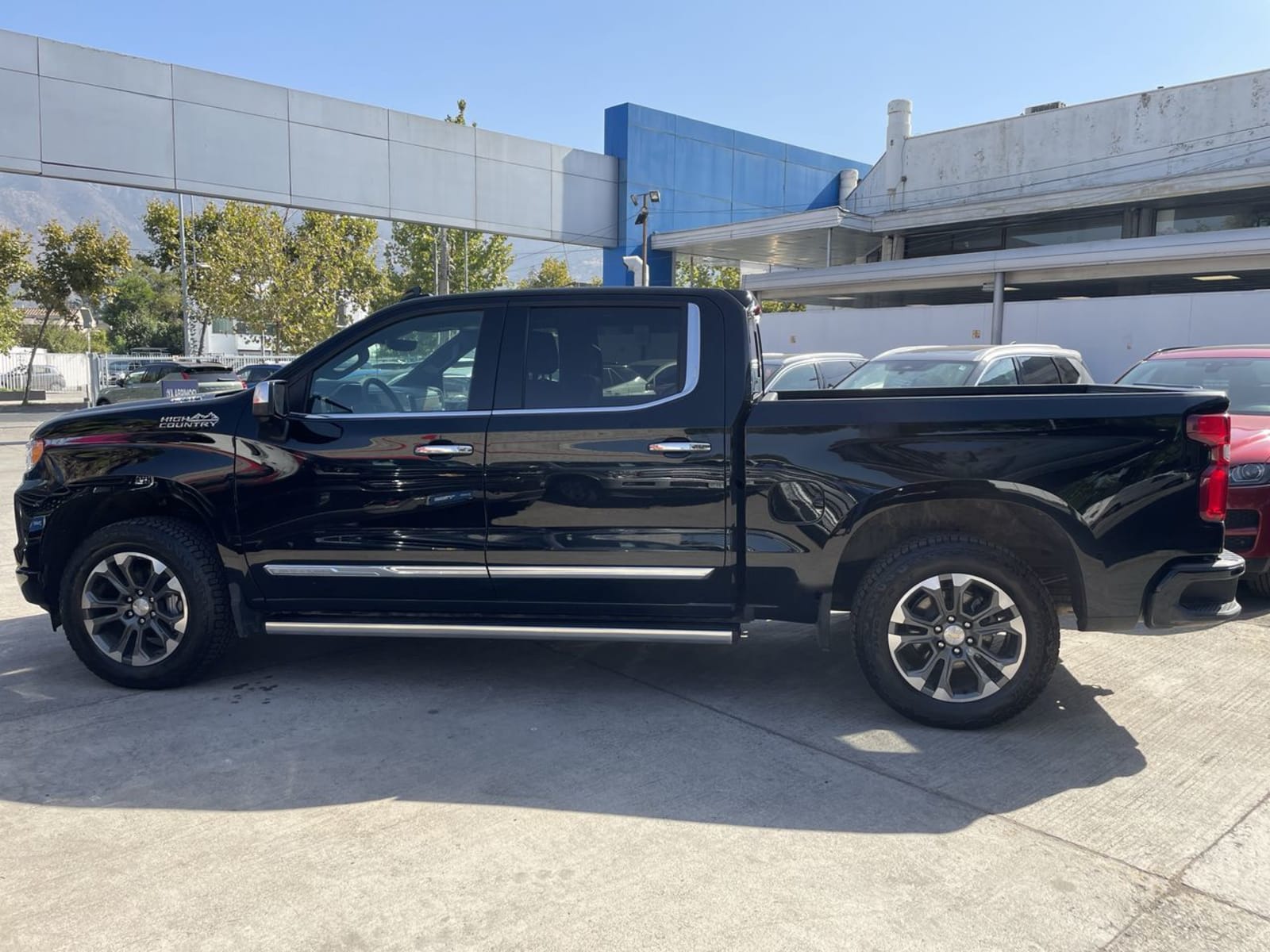 Chevrolet Silverado 3.0 High Country R 4x4 At 4p 2024 - Imagen 4 de 8
