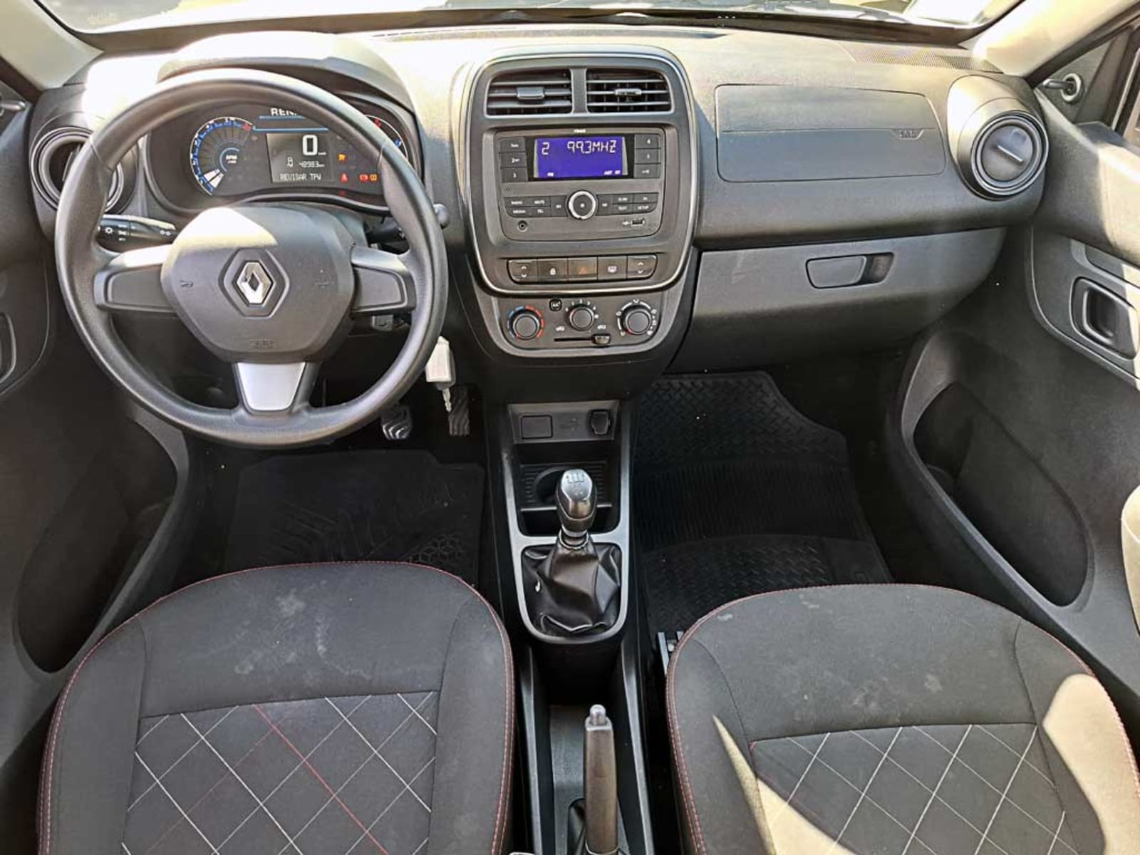 RENAULT KWID (IN) 1.0 HB ZEN MT 2024 - Imagen 12 de 17