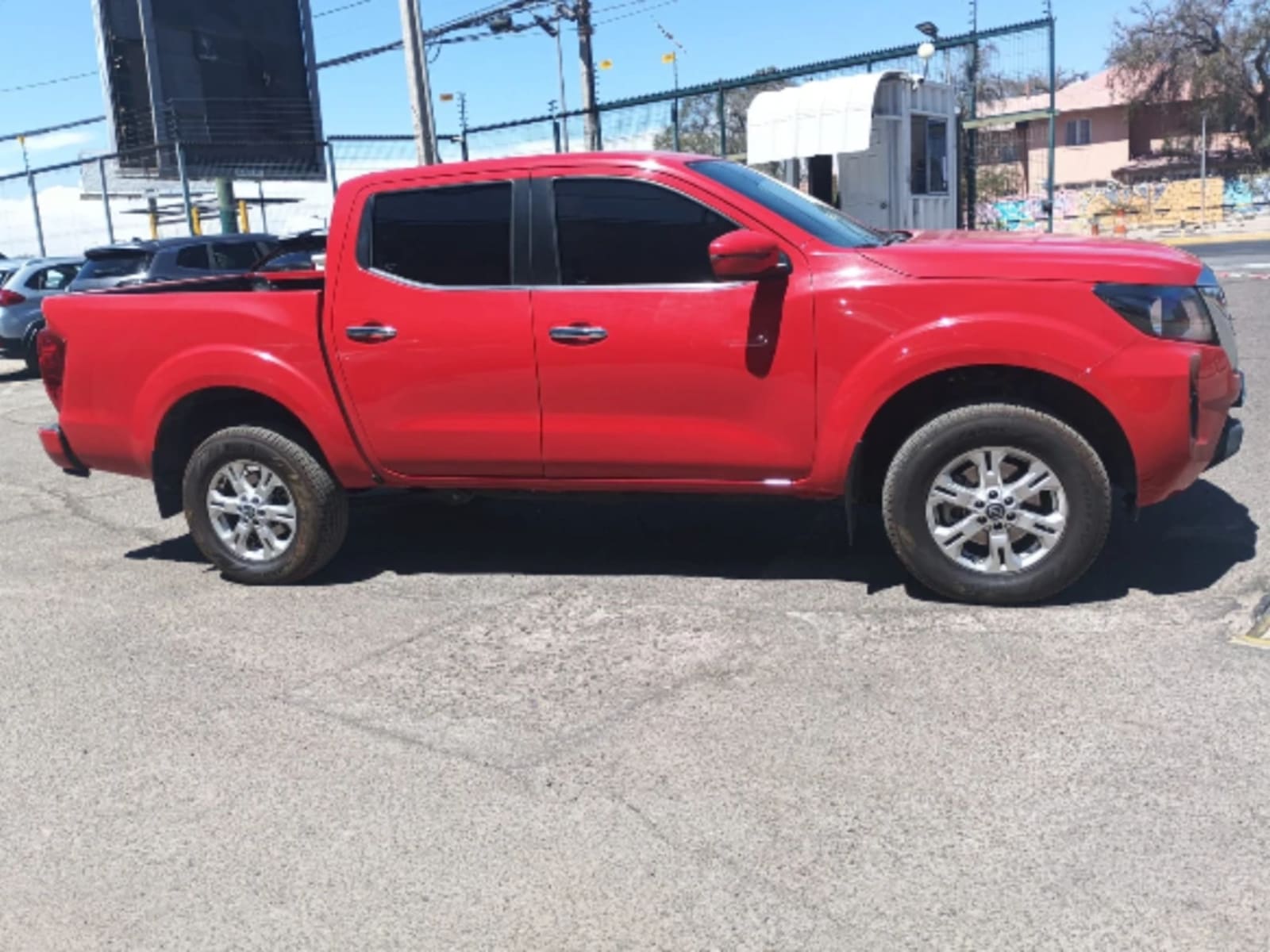 NISSAN NAVARA 2.3D PRO4X DIESEL 4X4 DOB.CAB. AT 4P 2024 - Imagen 4 de 11