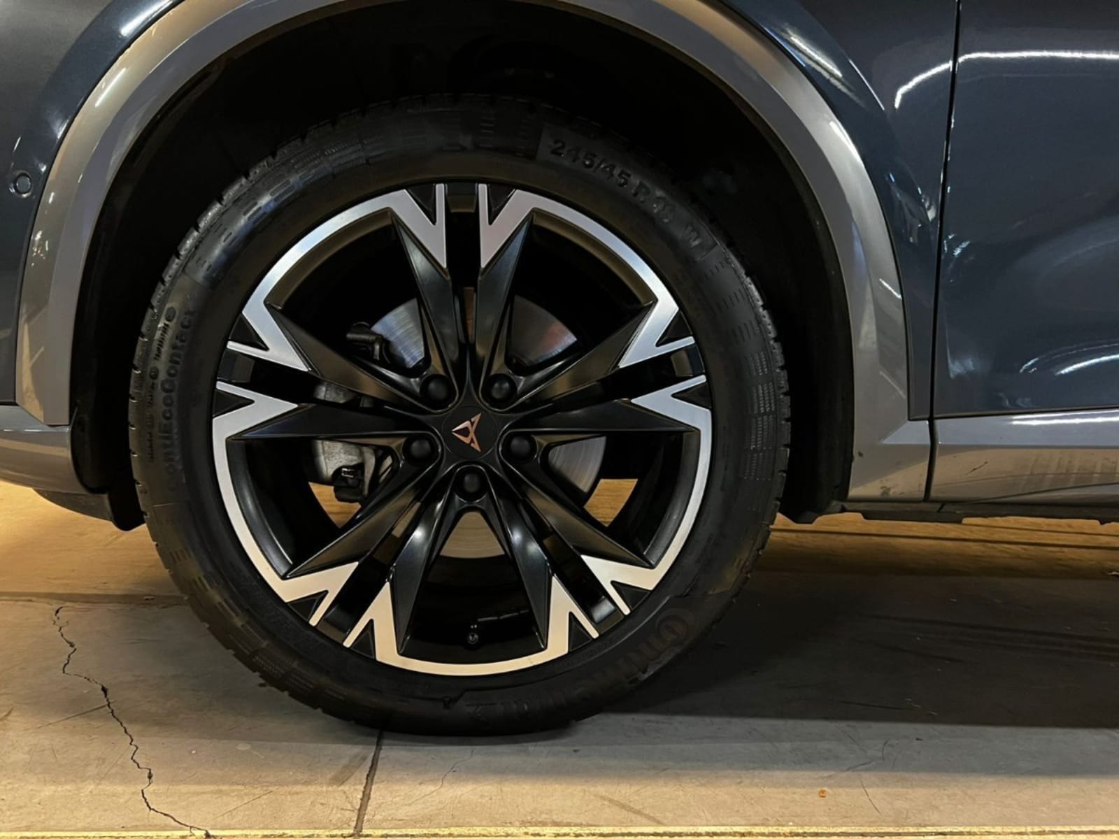 CUPRA FORMENTOR 190 HP 2.0 2023 - Imagen 8 de 20