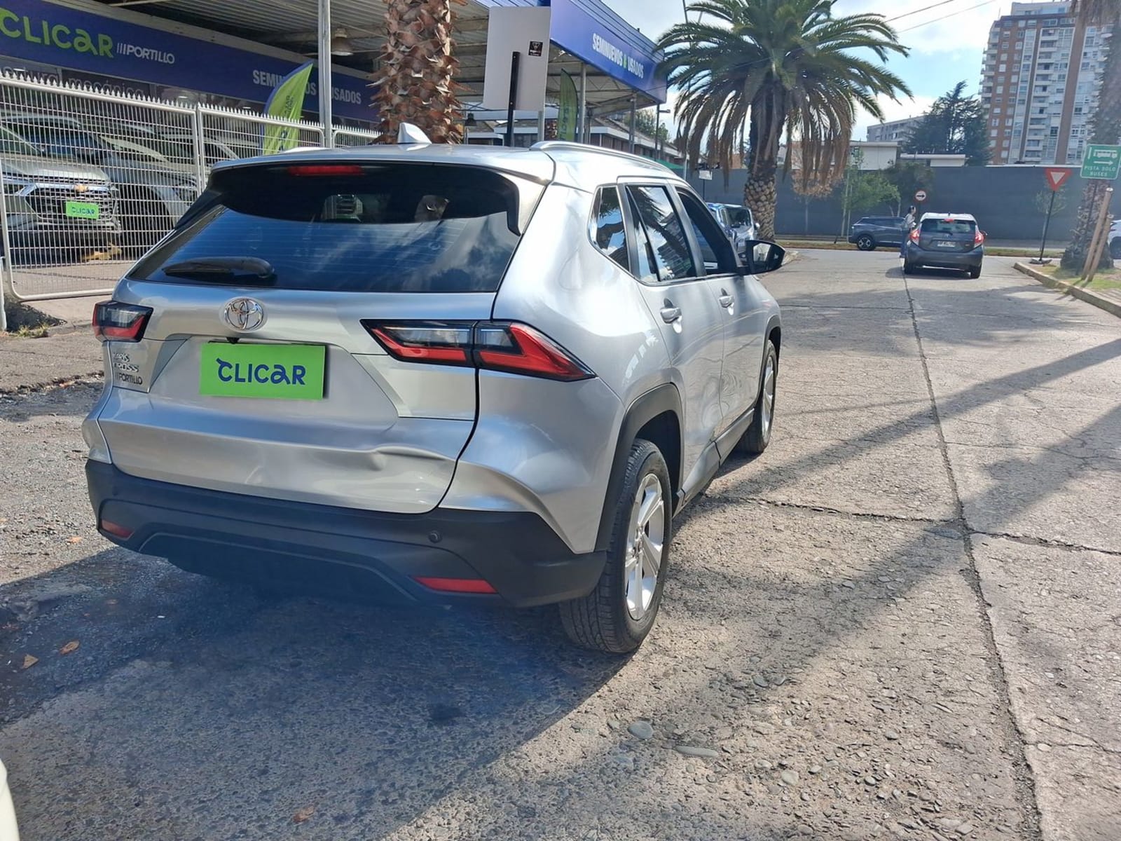 Toyota Yaris Cross 1.5 Xi 4x2 5mt 5p 2024 - Imagen 7 de 8