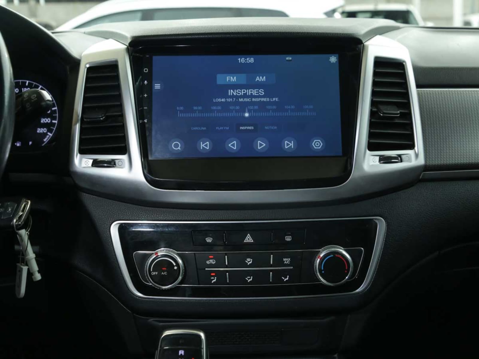 SSANGYONG NEW REXTON 2.2 AUT 2022 - Imagen 11 de 12