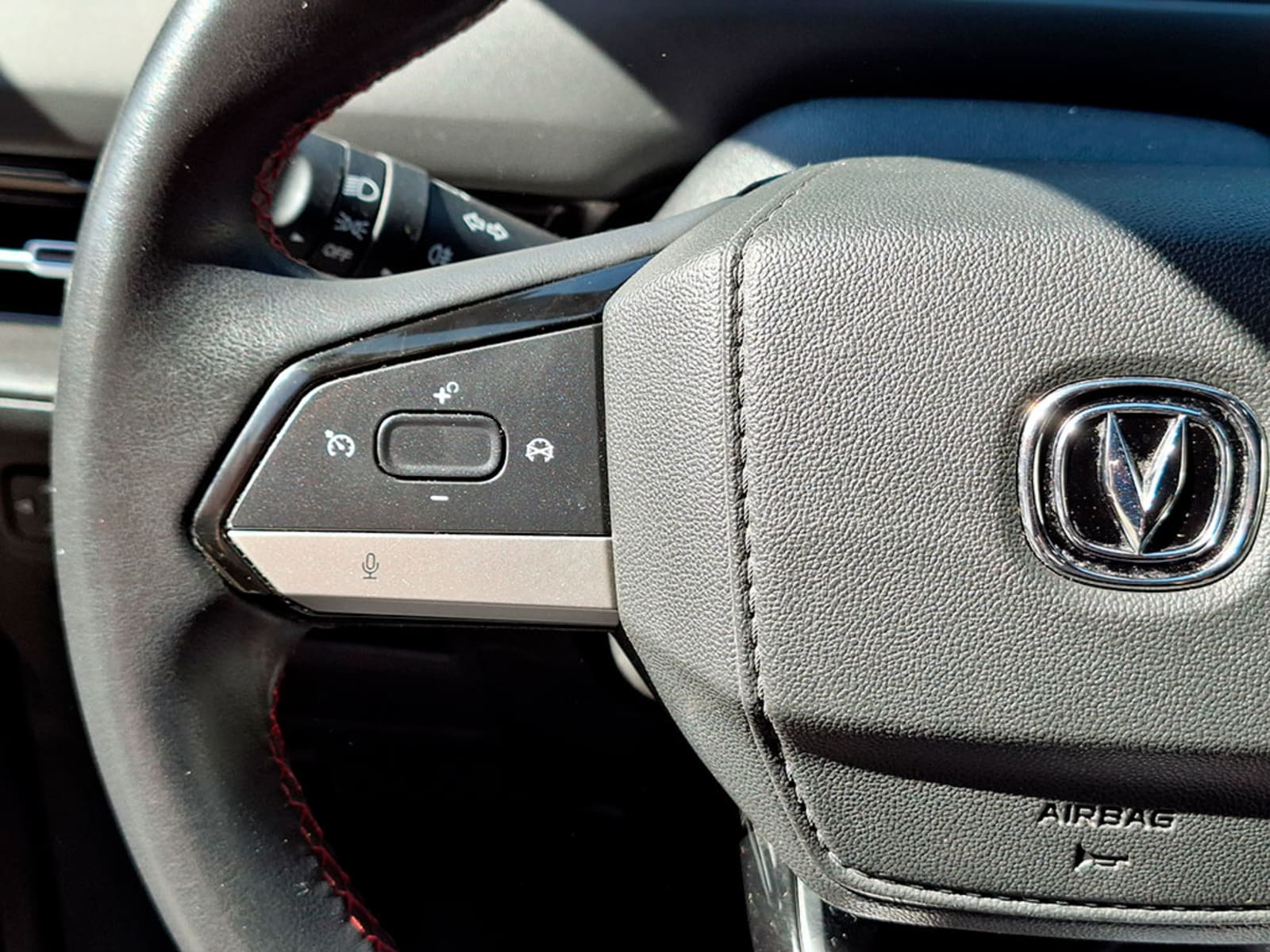 CHANGAN CS55 LUXURY 1.5 AUT 2023 - Imagen 11 de 20