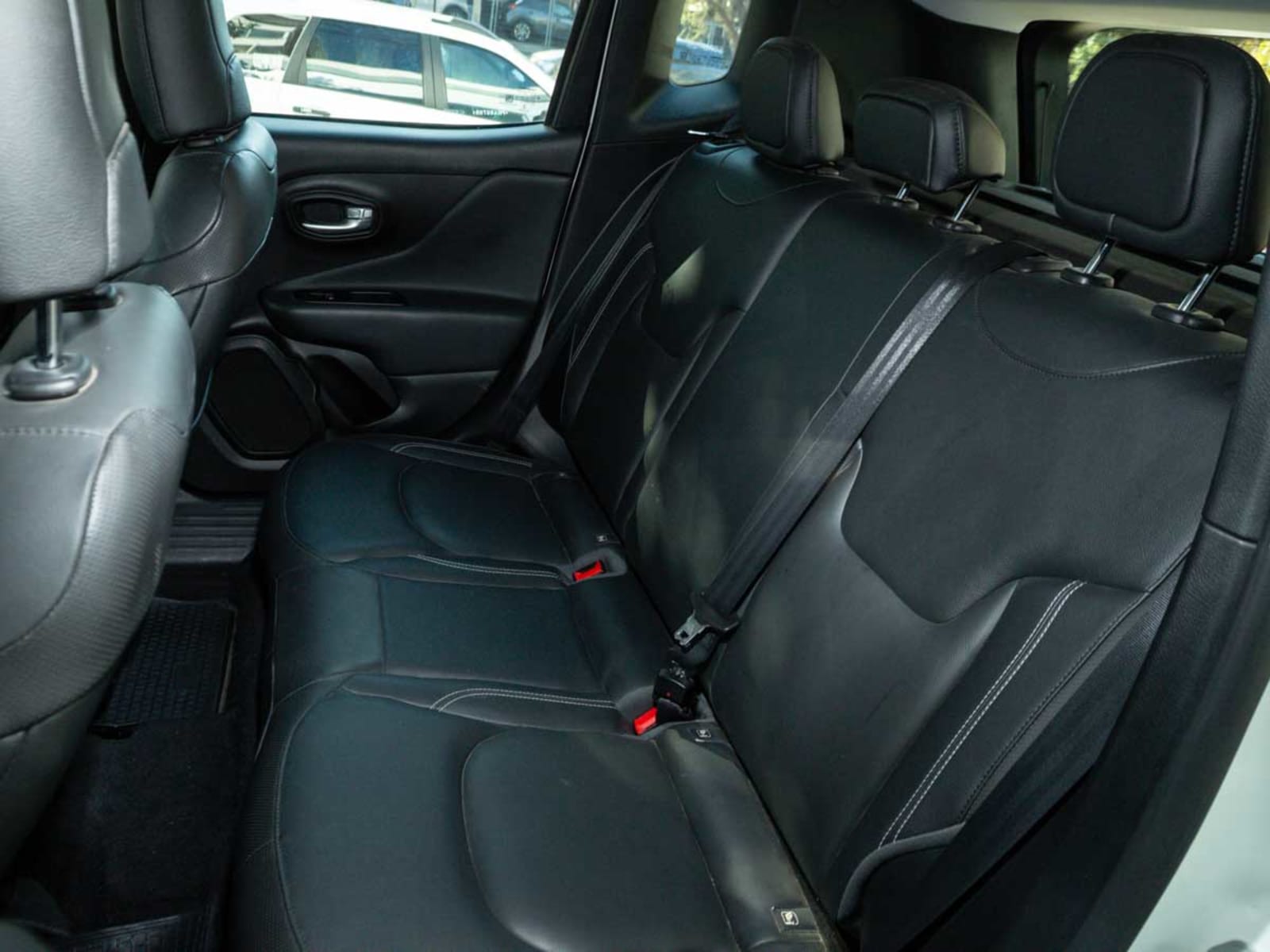JEEP RENEGADE LONGITUDE 4X2 2023 - Imagen 11 de 13