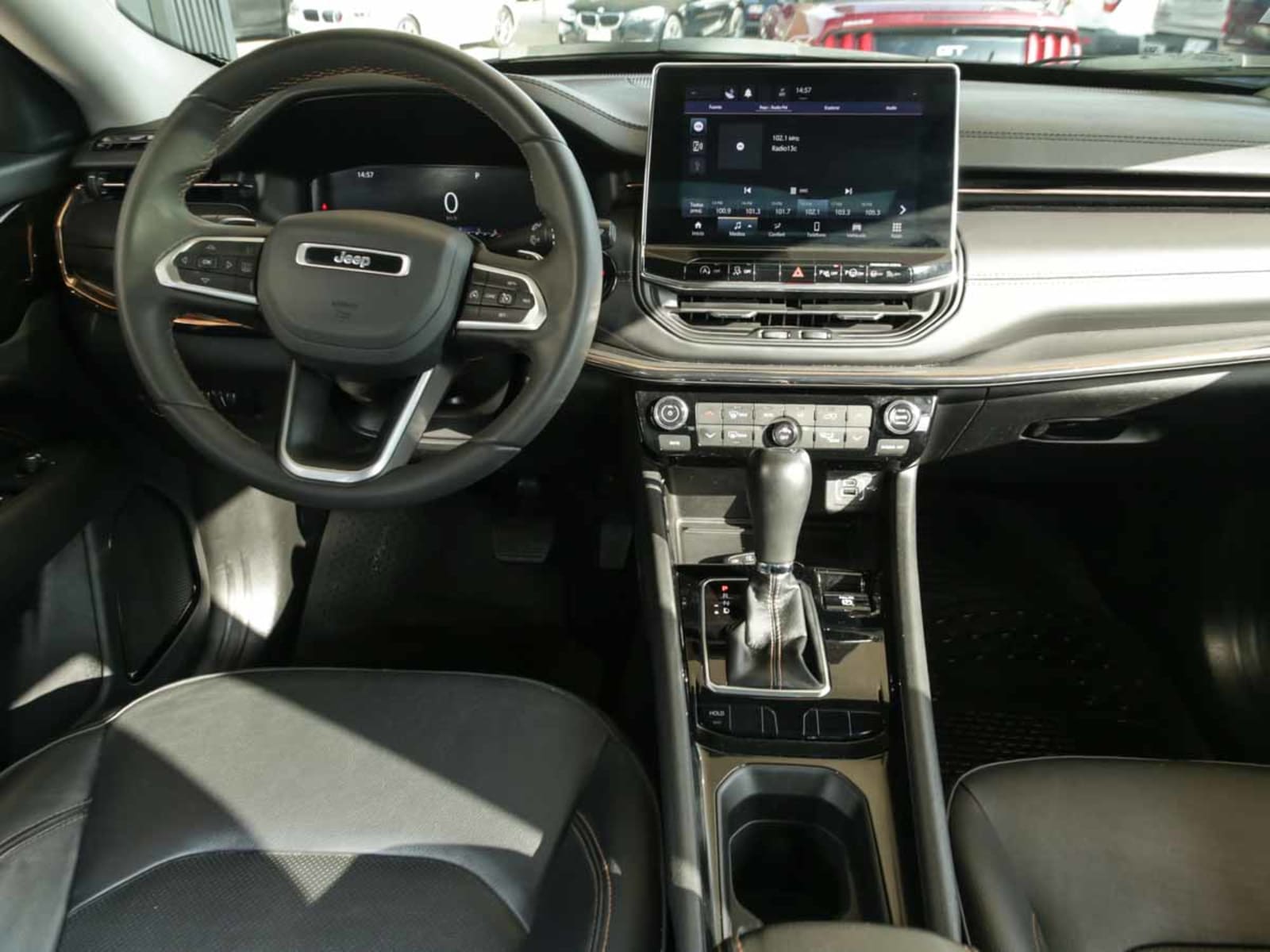 JEEP COMPASS LIMITED 1.3 AUT 2023 - Imagen 12 de 14