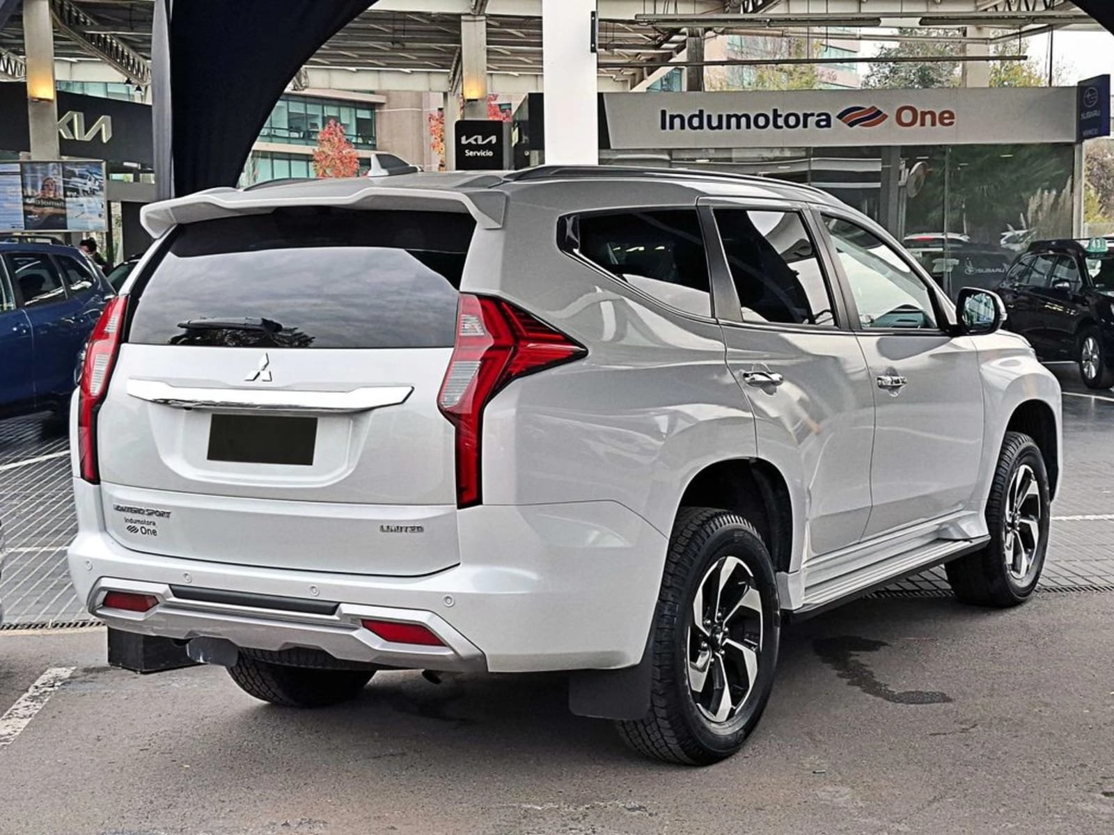 MITSUBISHI MONTERO SPORT 3.0 AT 4X4 2025 - Imagen 5 de 20