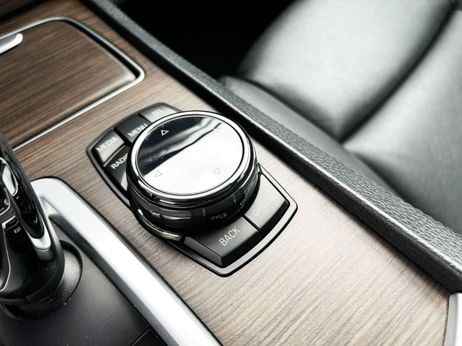 BMW 740 ACTIVE HYBRID 7 3.0 2014 - Imagen 19 de 20