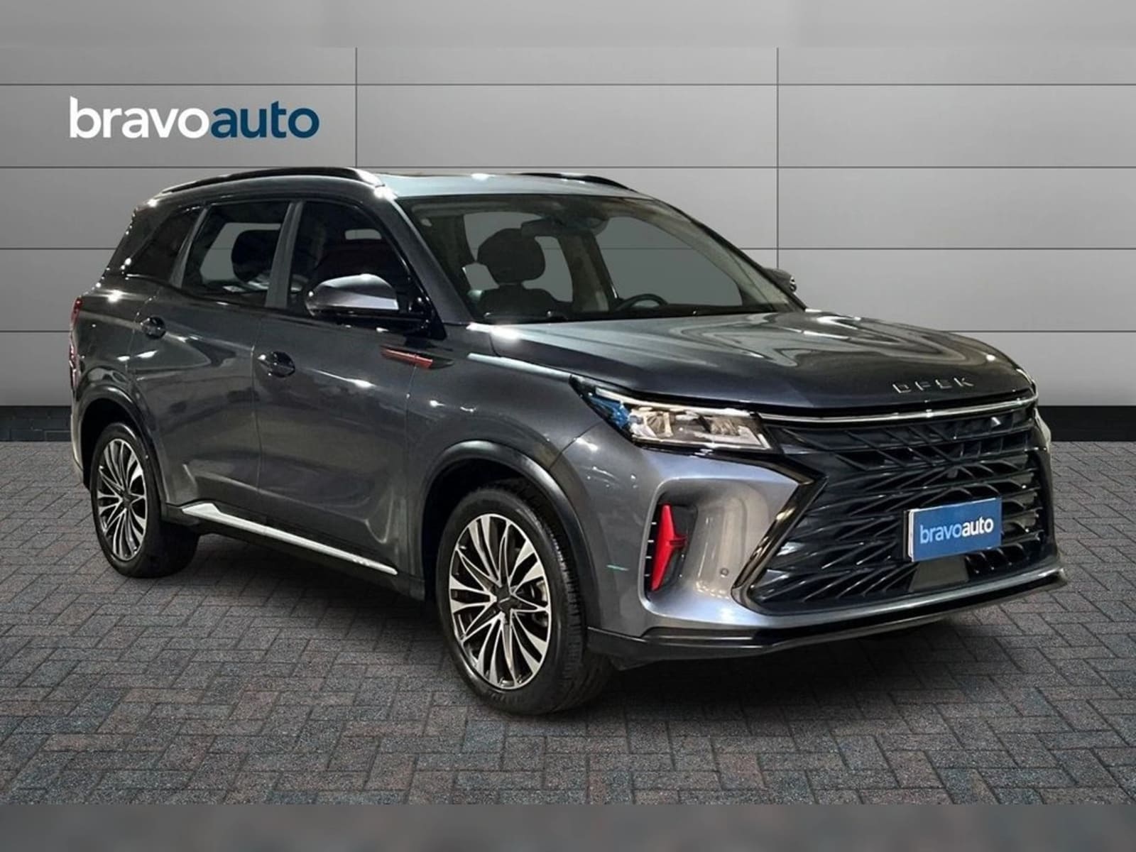 DFSK SUV 600 1.5 T LUXURY AT 2024 - Imagen 7 de 18