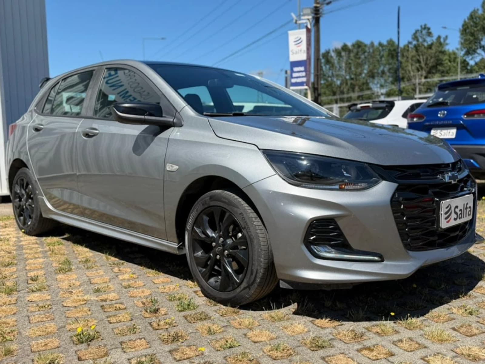 CHEVROLET ONIX 1.0T RS R 4X2 HB MT 5P 2024 - Imagen 3 de 20