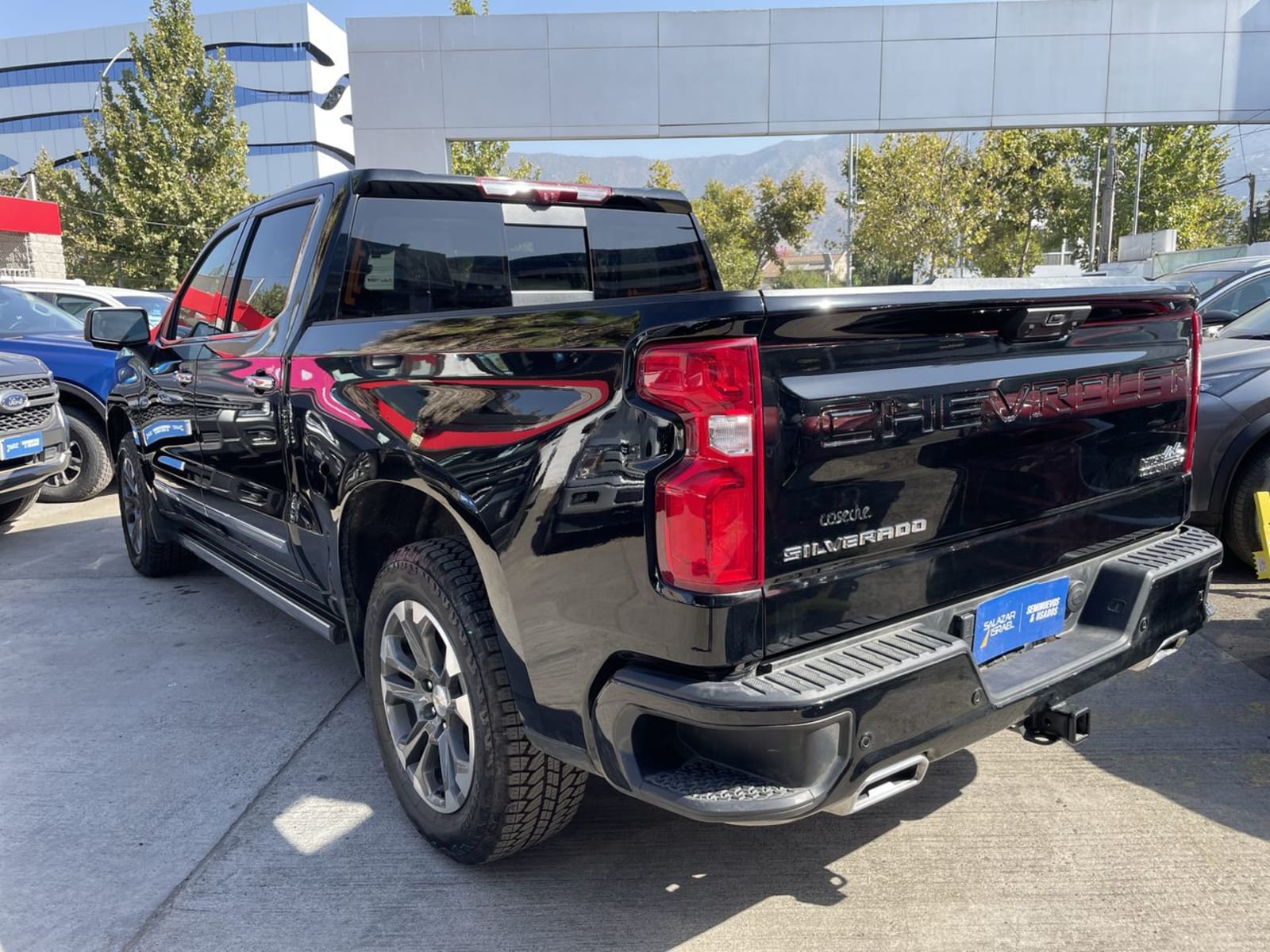 Chevrolet Silverado 3.0 High Country R 4x4 At 4p 2024 - Imagen 5 de 8