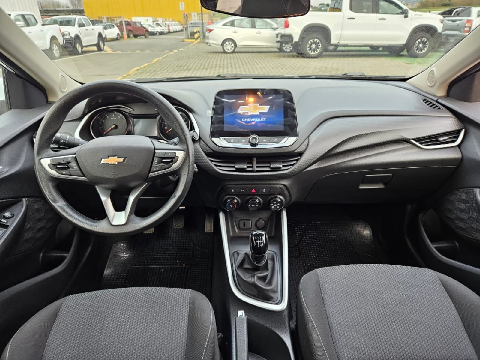 CHEVROLET ONIX 1.0T LT R 4X2 HB MT 5P 2024 - Imagen 12 de 20