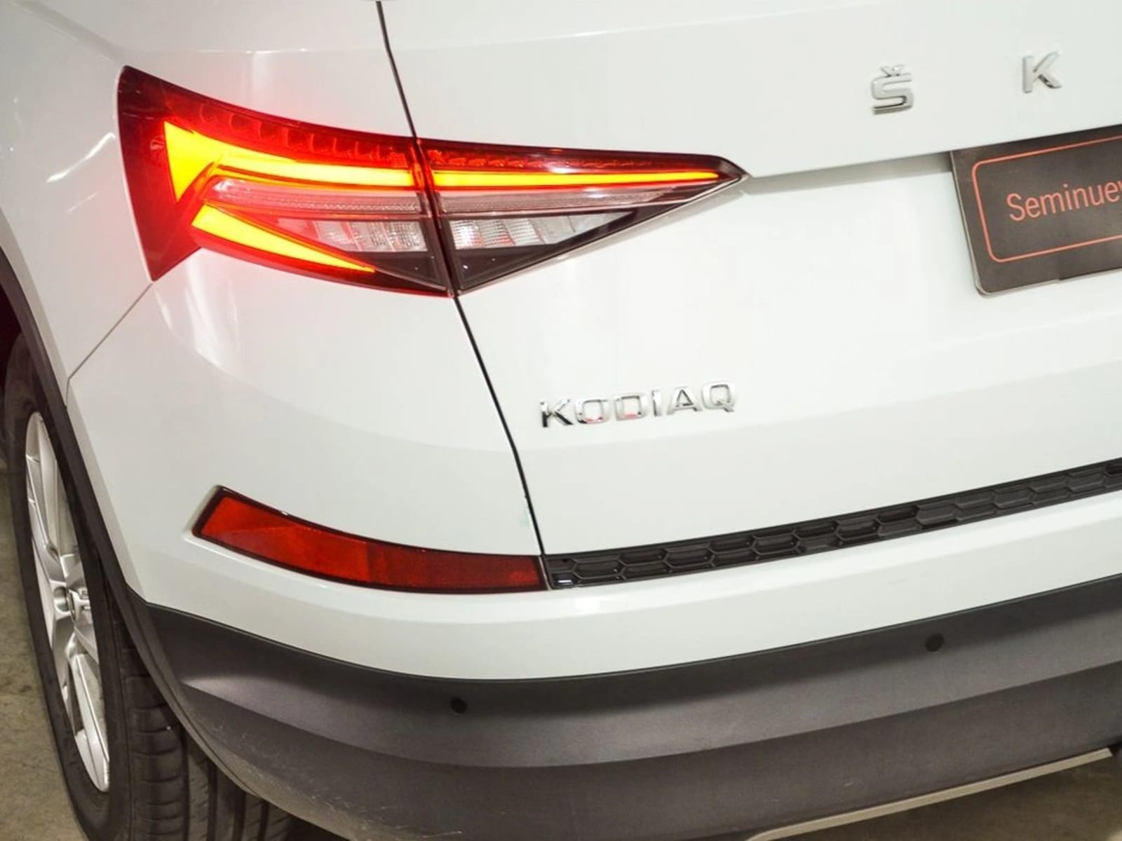 SKODA KODIAQ 1.4 TSI AMBITION 4X2 DSG6 AT 5P 2023 - Imagen 6 de 12