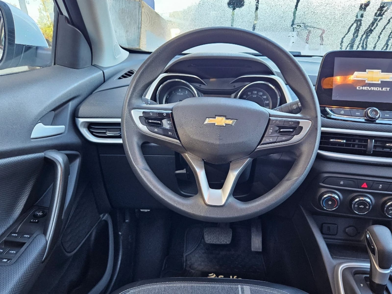 CHEVROLET TRACKER 1.2T LTZ R 4X2 AT 5P 2025 - Imagen 13 de 20