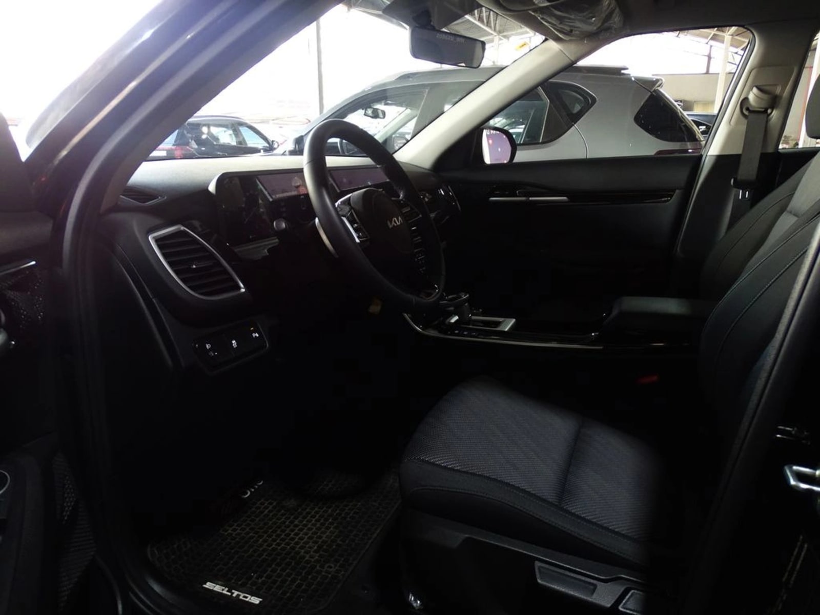 KIA SELTOS EX 1.4L 7DCT TURBO-GDI 2025 - Imagen 11 de 20