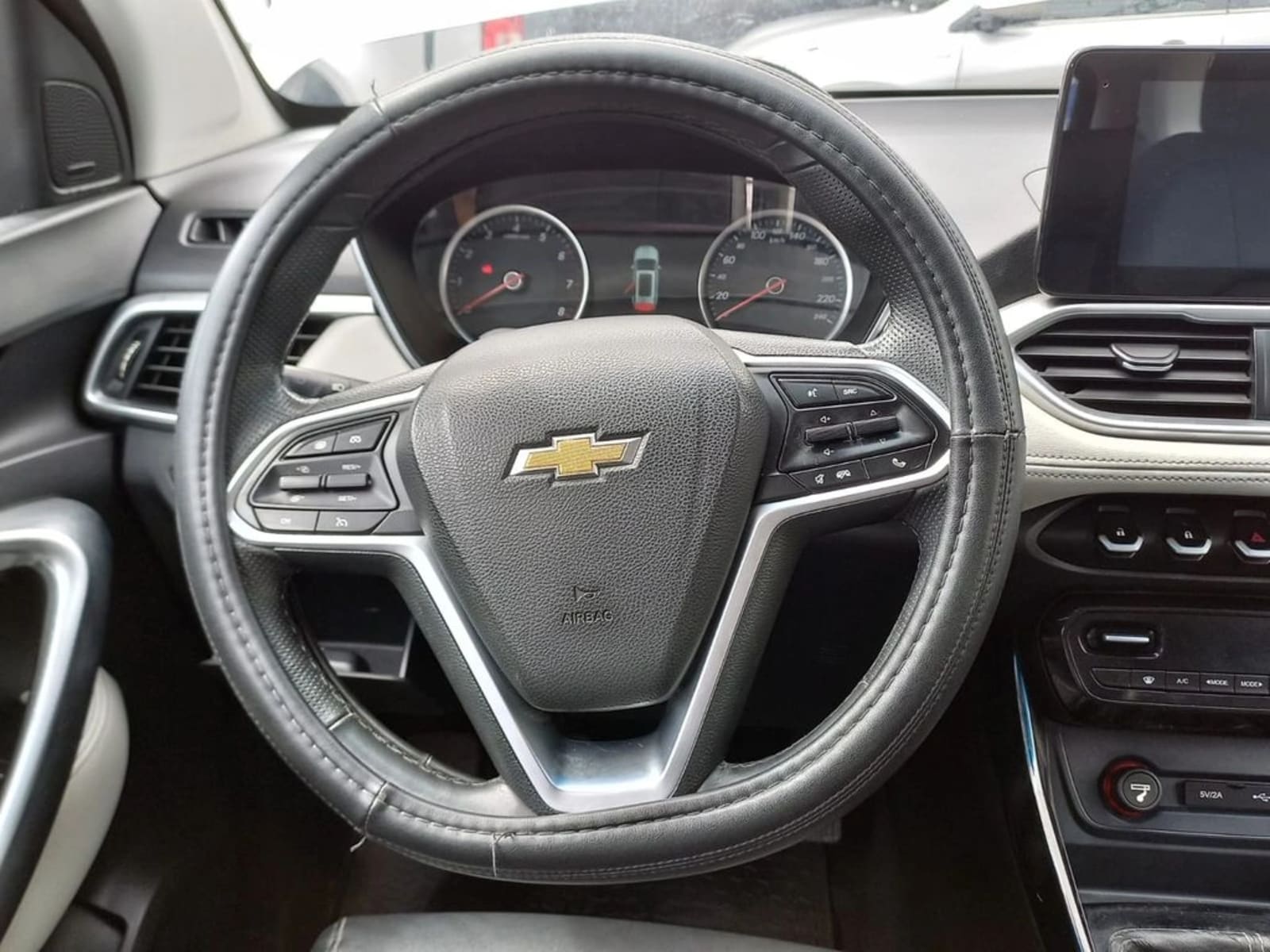 CHEVROLET CAPTIVA 1.5T PREMIER FWD MT 5P 2022 - Imagen 17 de 20