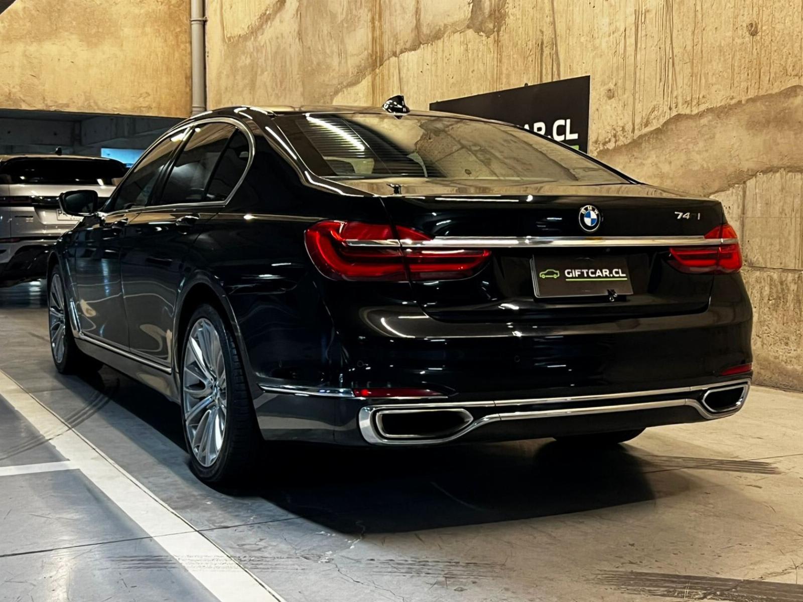 BMW 740 3.0 2019 - Imagen 4 de 20
