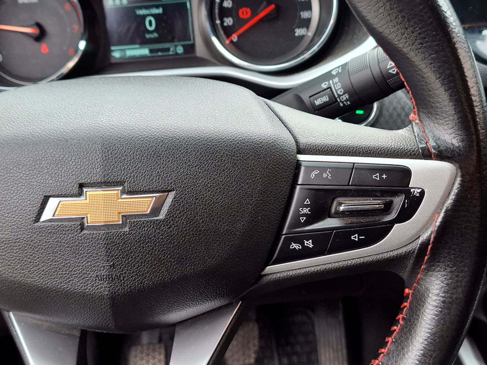 CHEVROLET ONIX 1.0 PREMIER 2022 - Imagen 12 de 20