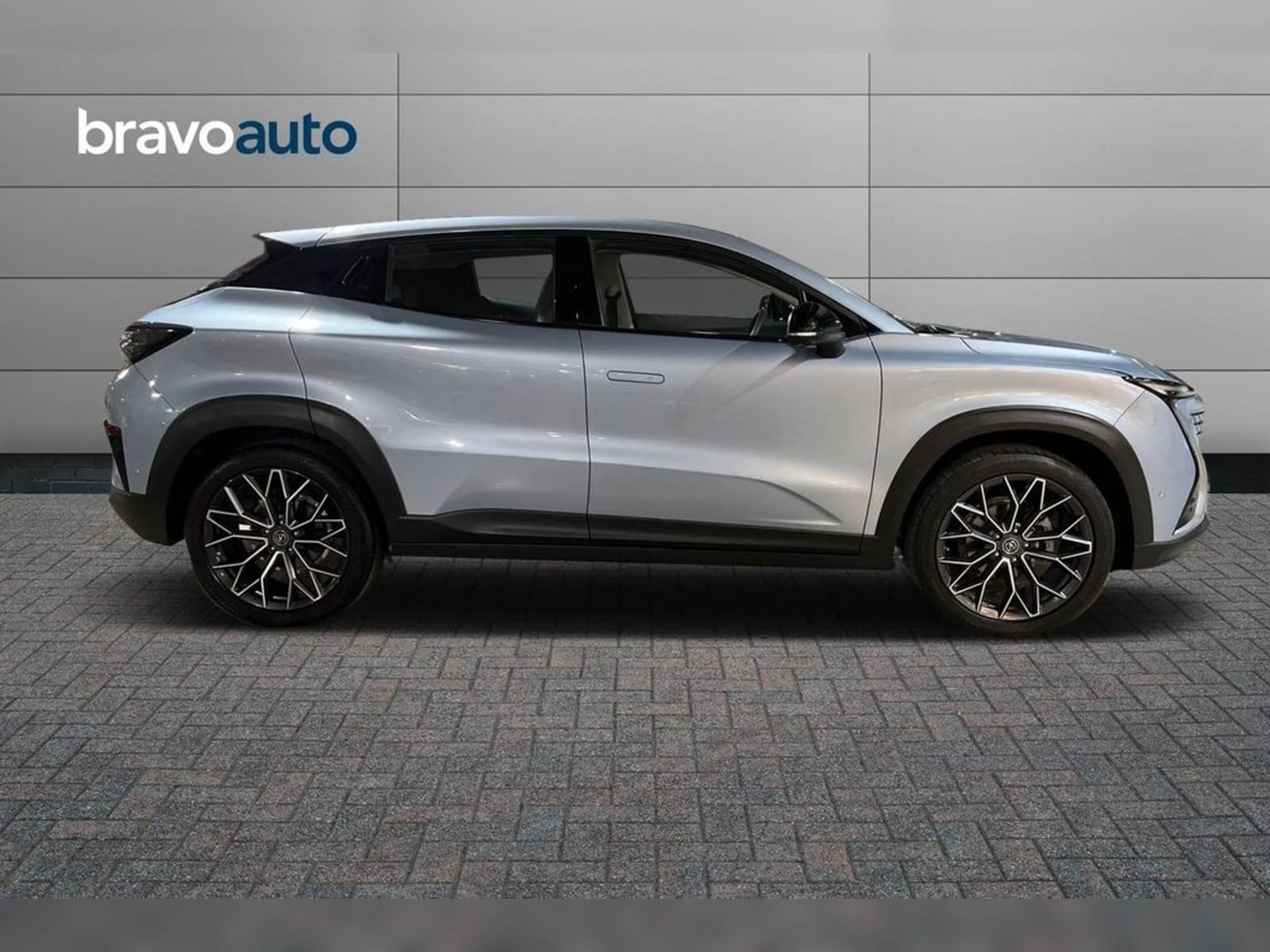 CHANGAN UNI-T 1.5 ELITE AT 2024 - Imagen 15 de 18