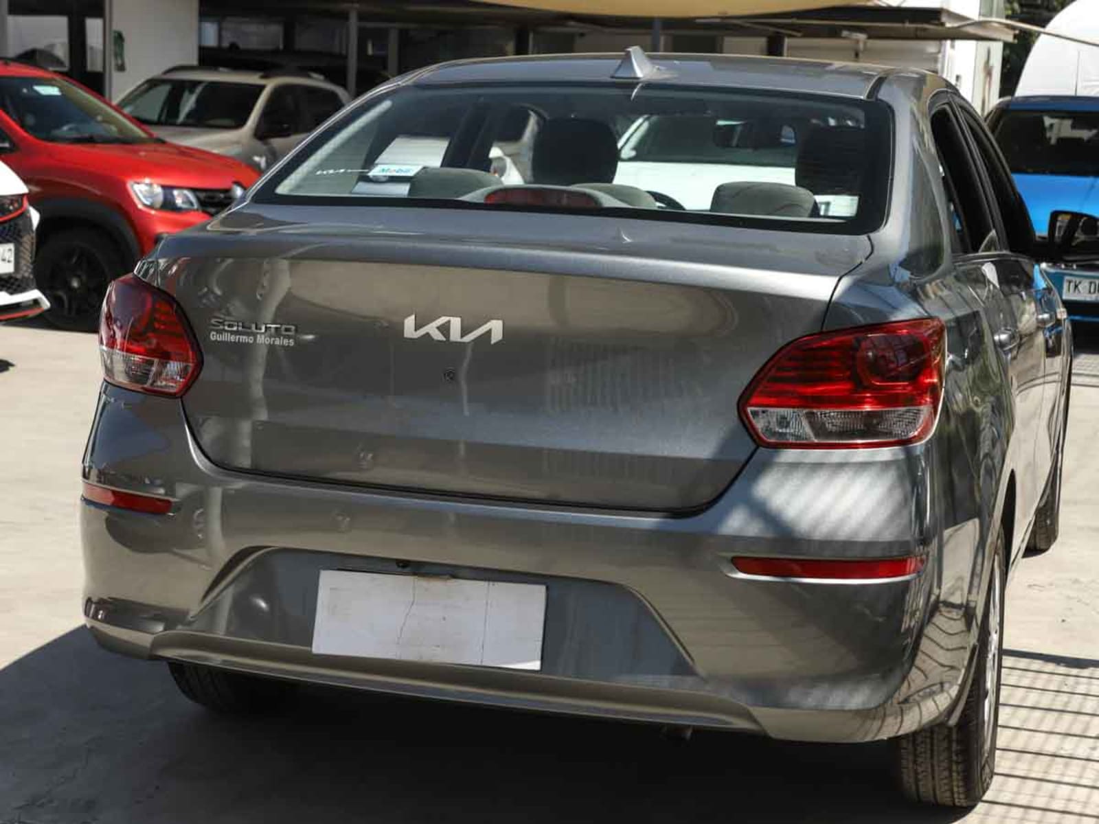 KIA MOTORS SOLUTO LX 1.4 2023 - Imagen 6 de 13