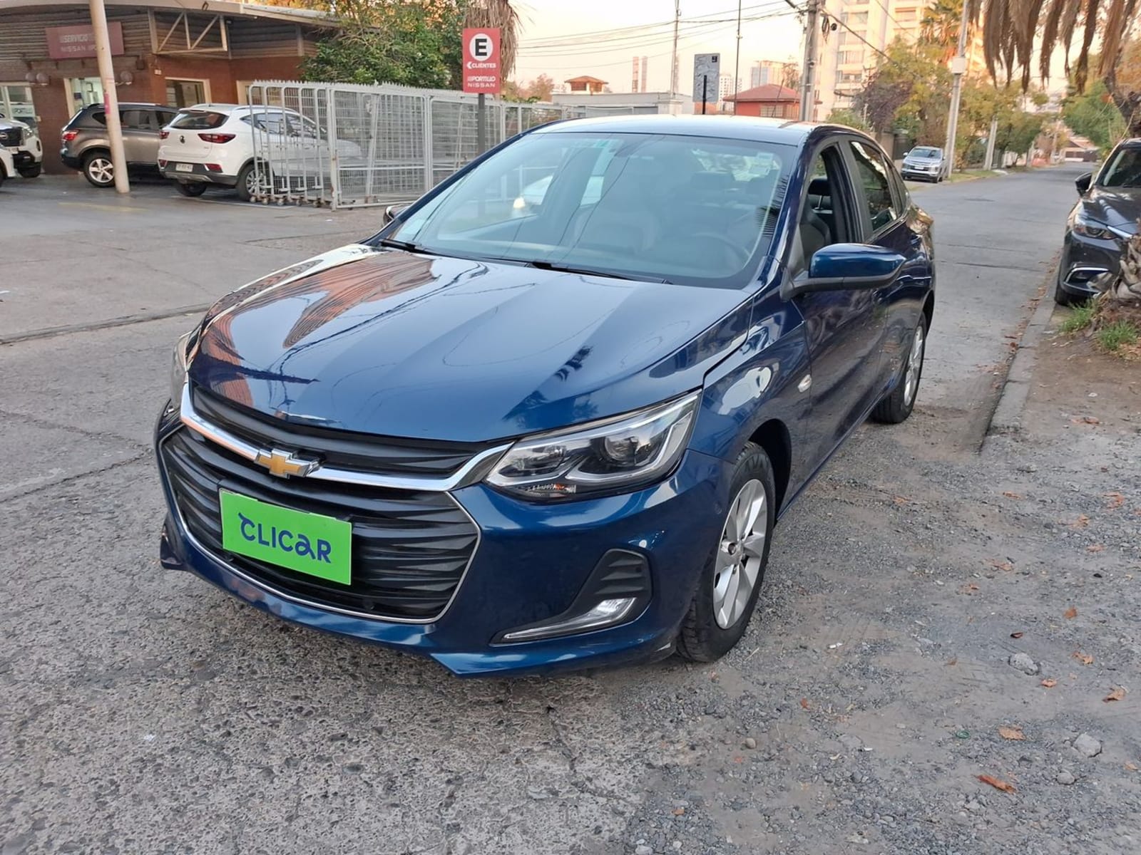 Chevrolet Onix 1.0t Premier 4x2 Sedan At 4p 2021 - Imagen 3 de 8