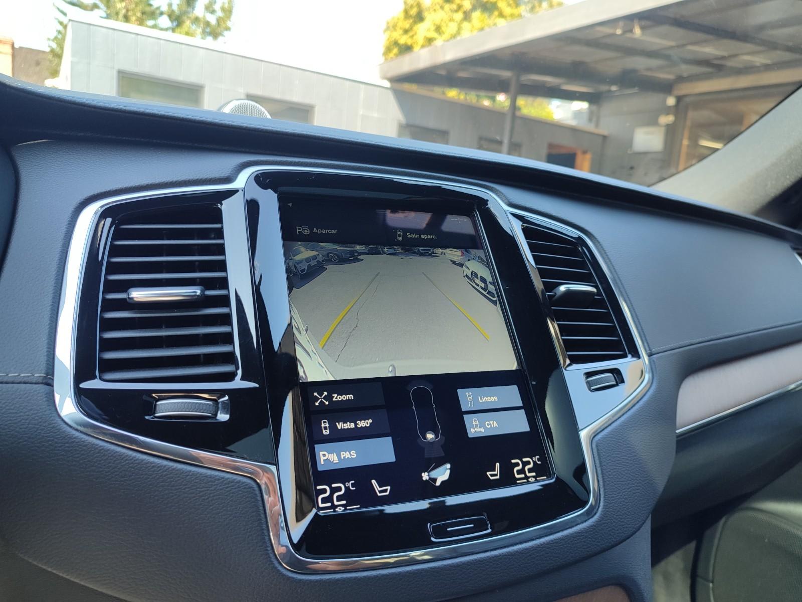 VOLVO XC90 D5 INSCRIPTION PLUS 2.0 4WD 2019 - Imagen 12 de 19
