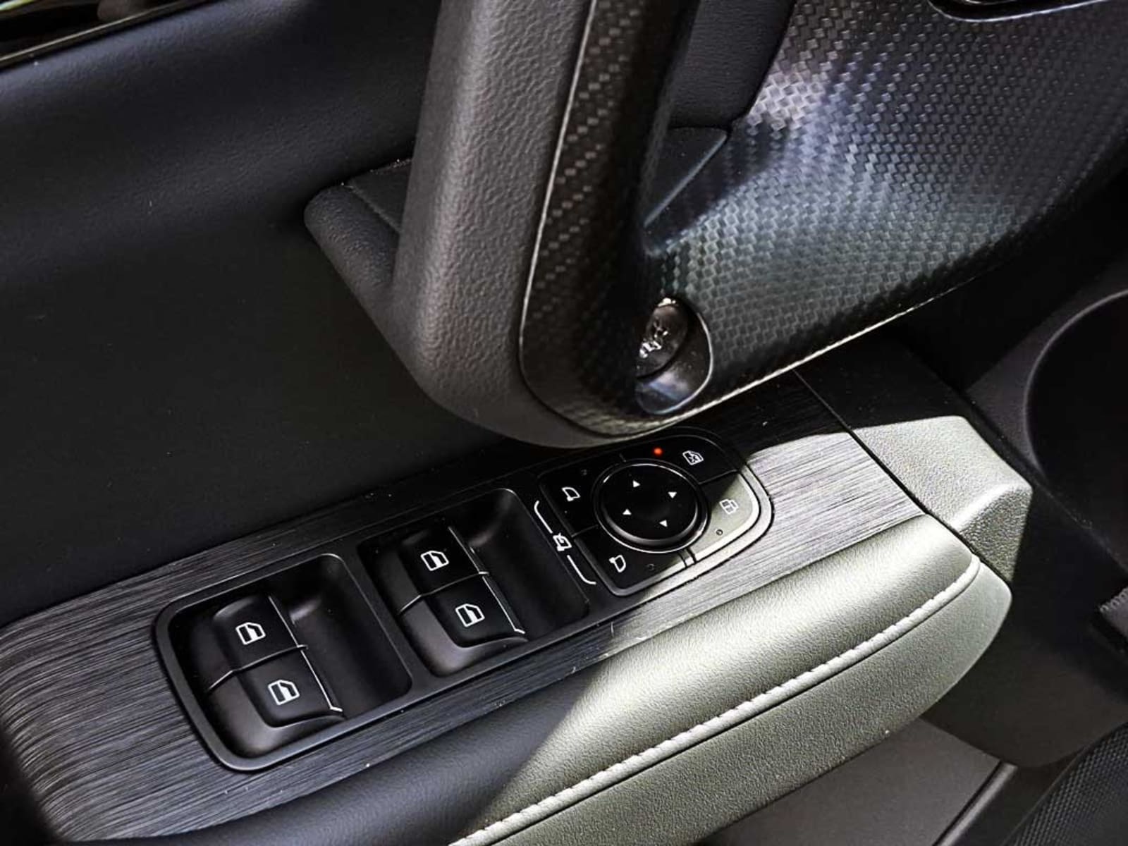 HAVAL H7 2.0 DELUXE AT 4X4 2026 - Imagen 12 de 20