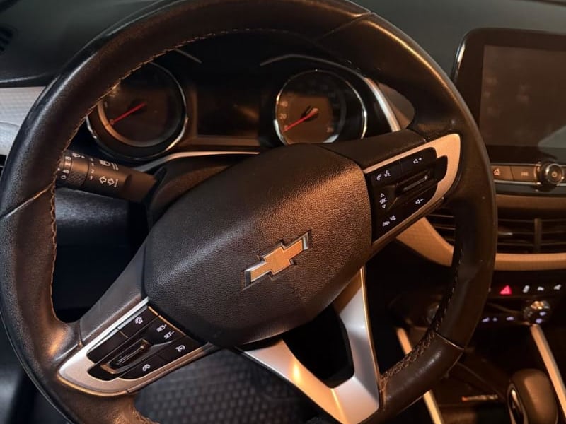 Chevrolet onix 1.0 turbo premie 2022 - Imagen 7 de 8
