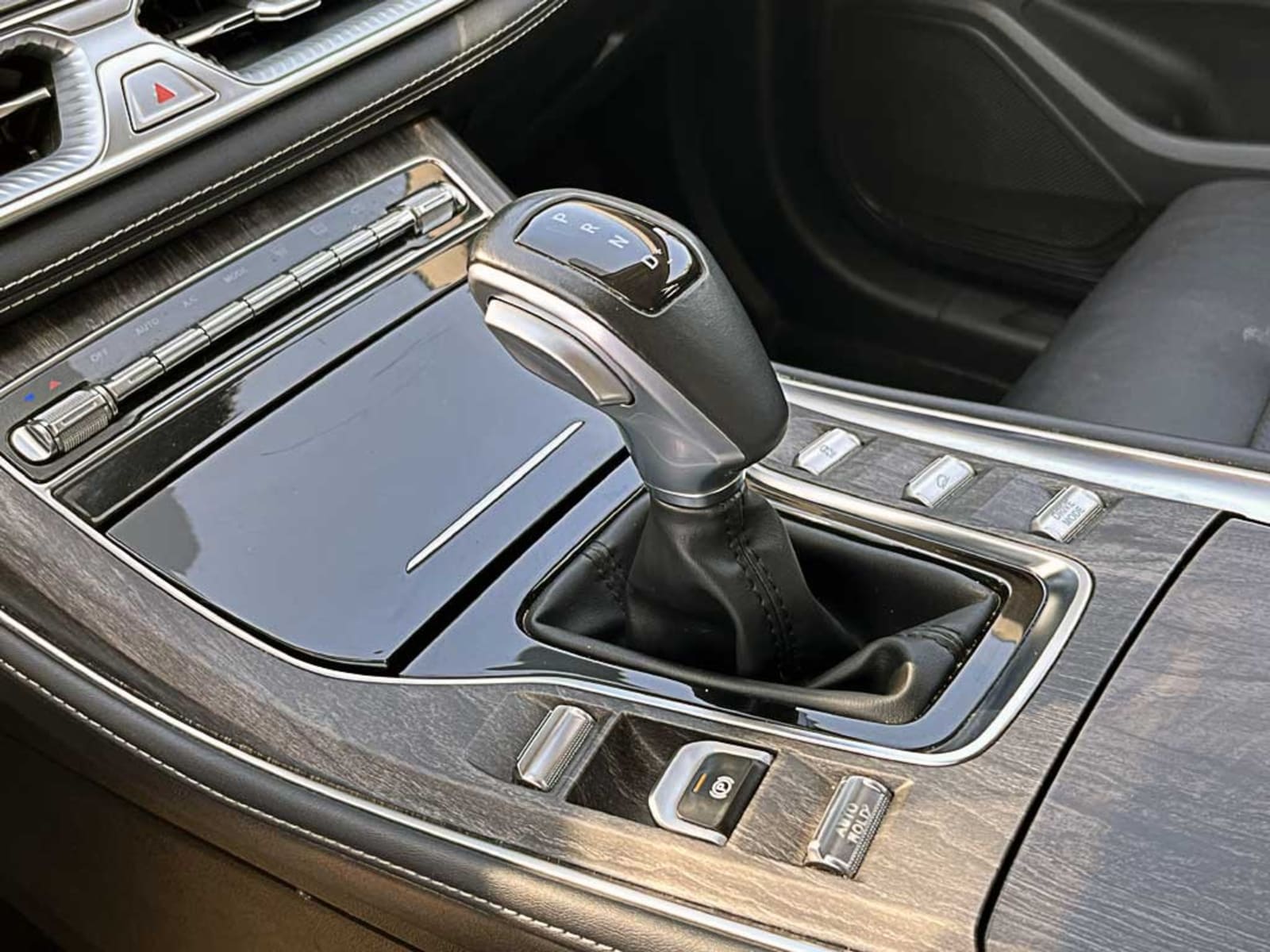 DFSK SUV 600 (IN) 1.5 T COMFORT AT 2024 - Imagen 19 de 20