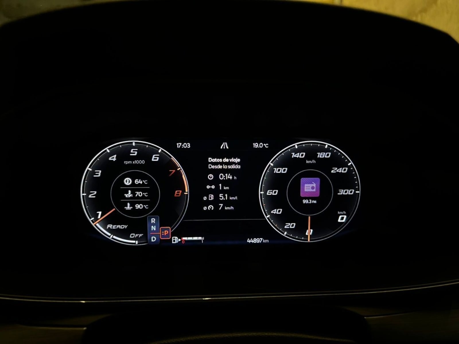 CUPRA FORMENTOR 190 HP 2.0 2023 - Imagen 13 de 20